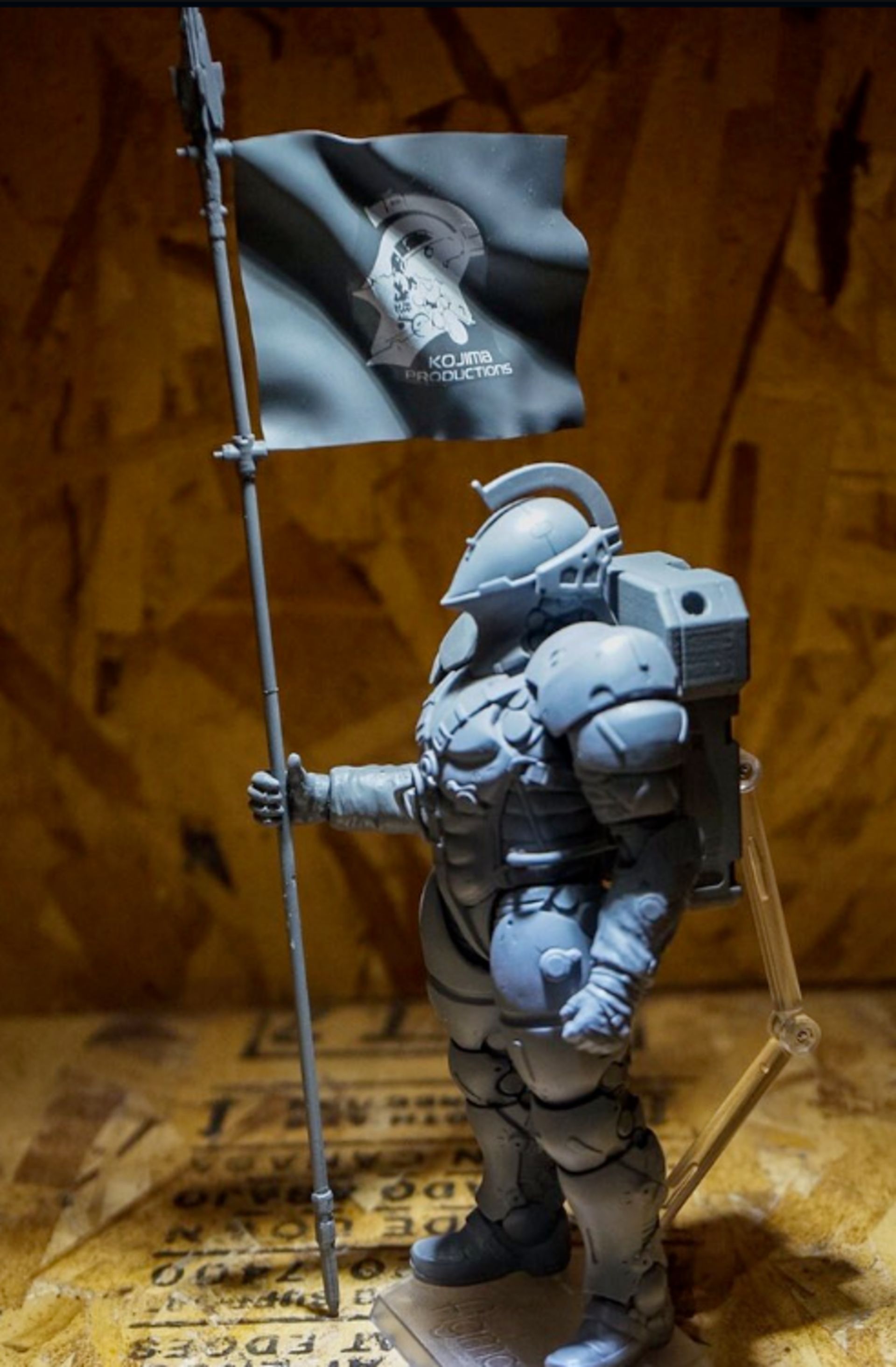 2016-07-mascot-ludens-action-figure-6
