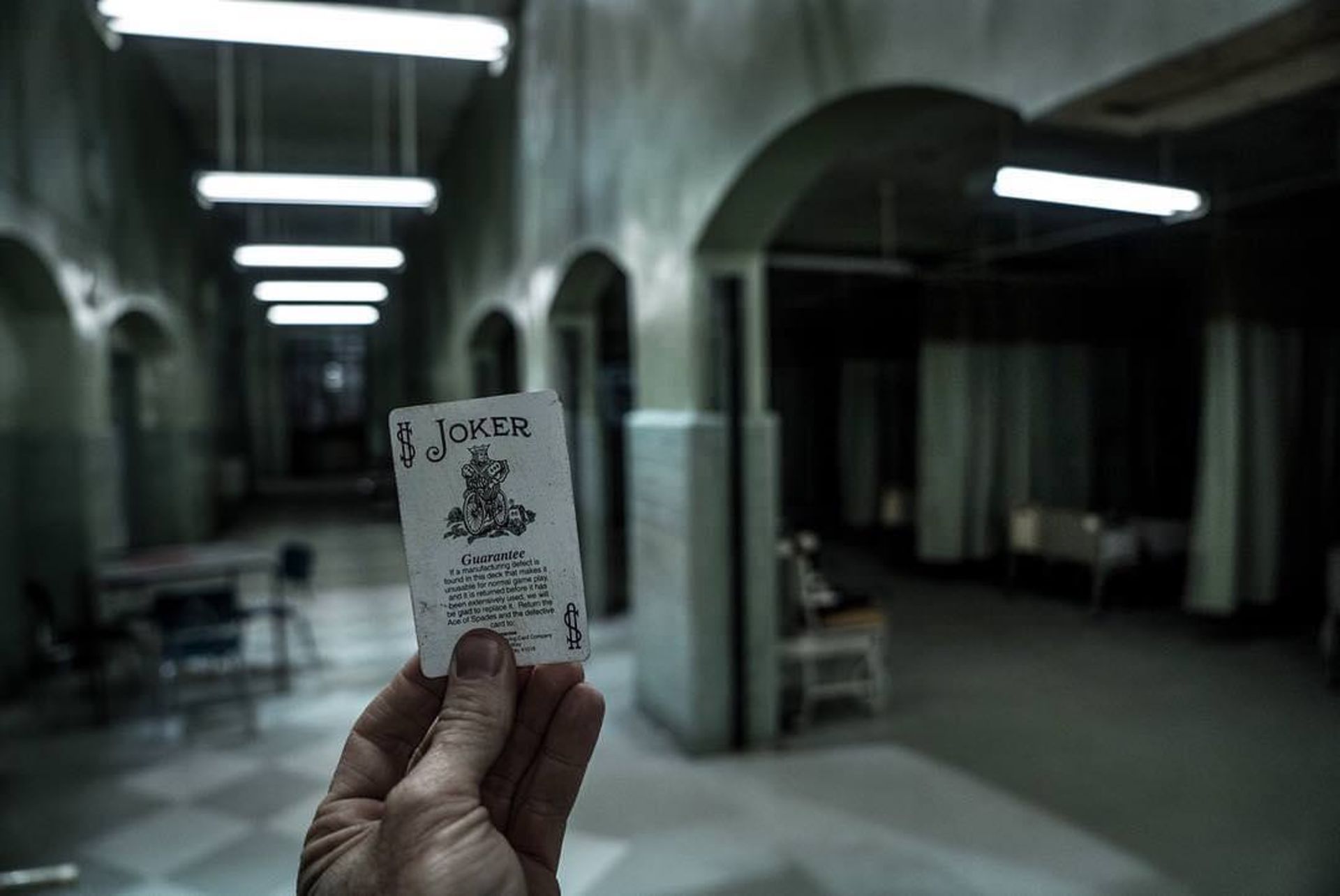2016-07-suicide-squad-arkham-joker