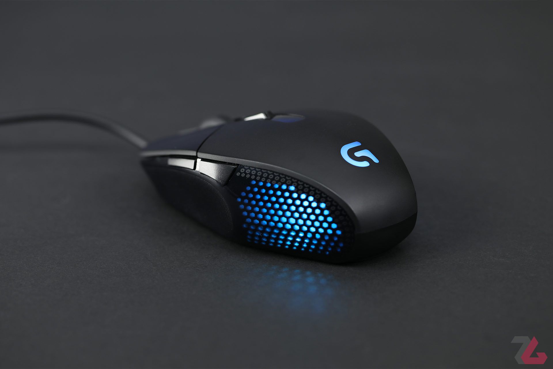 Logitech G302