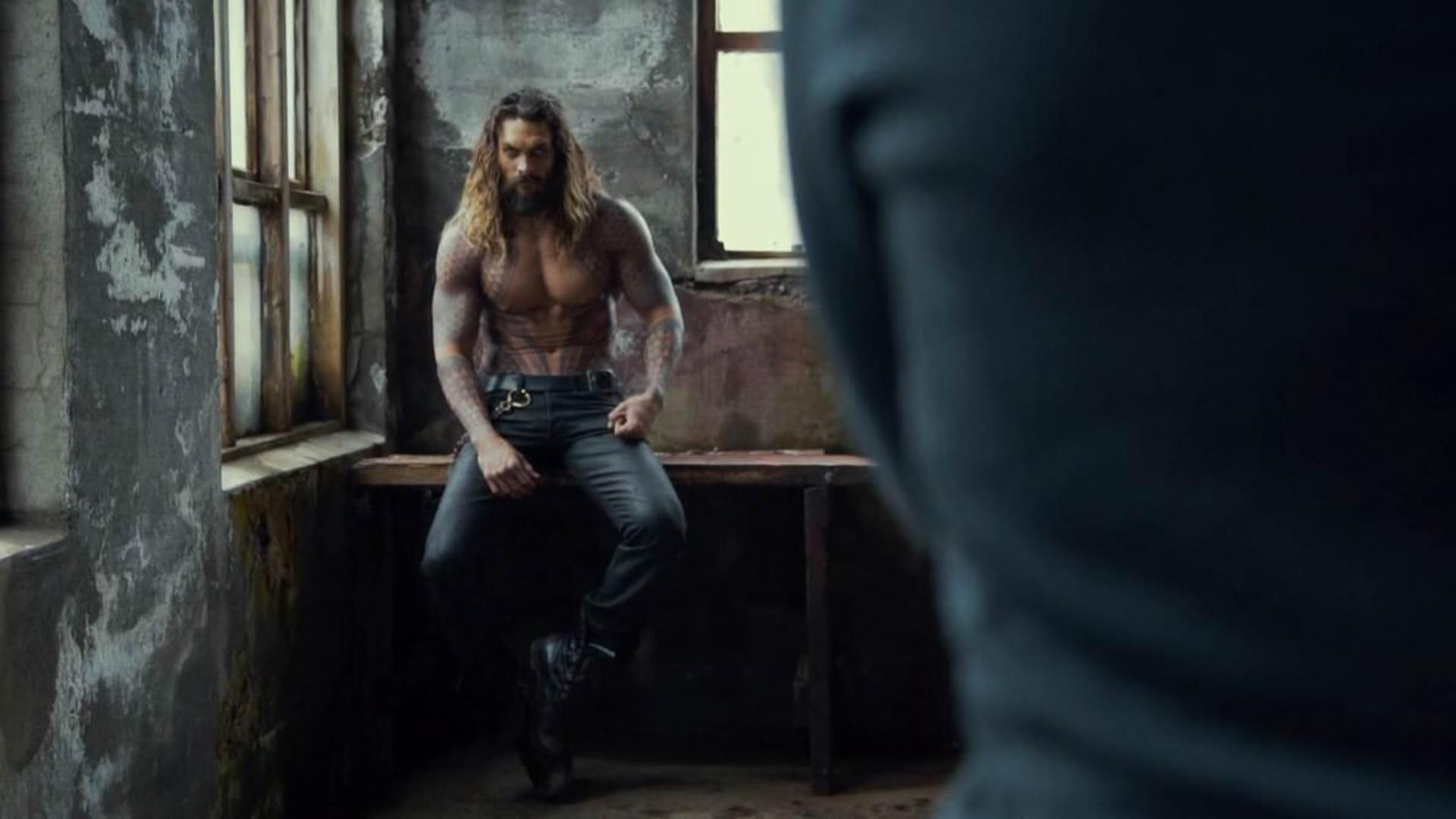 Zack Snyder Shares New Shots Of Jason Momoa AQUAMAN From JUSTICE LEAGUE