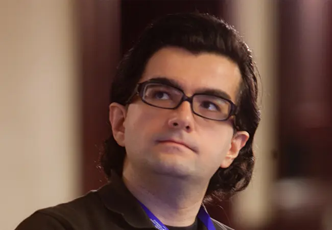 Dr. Serkan Toto