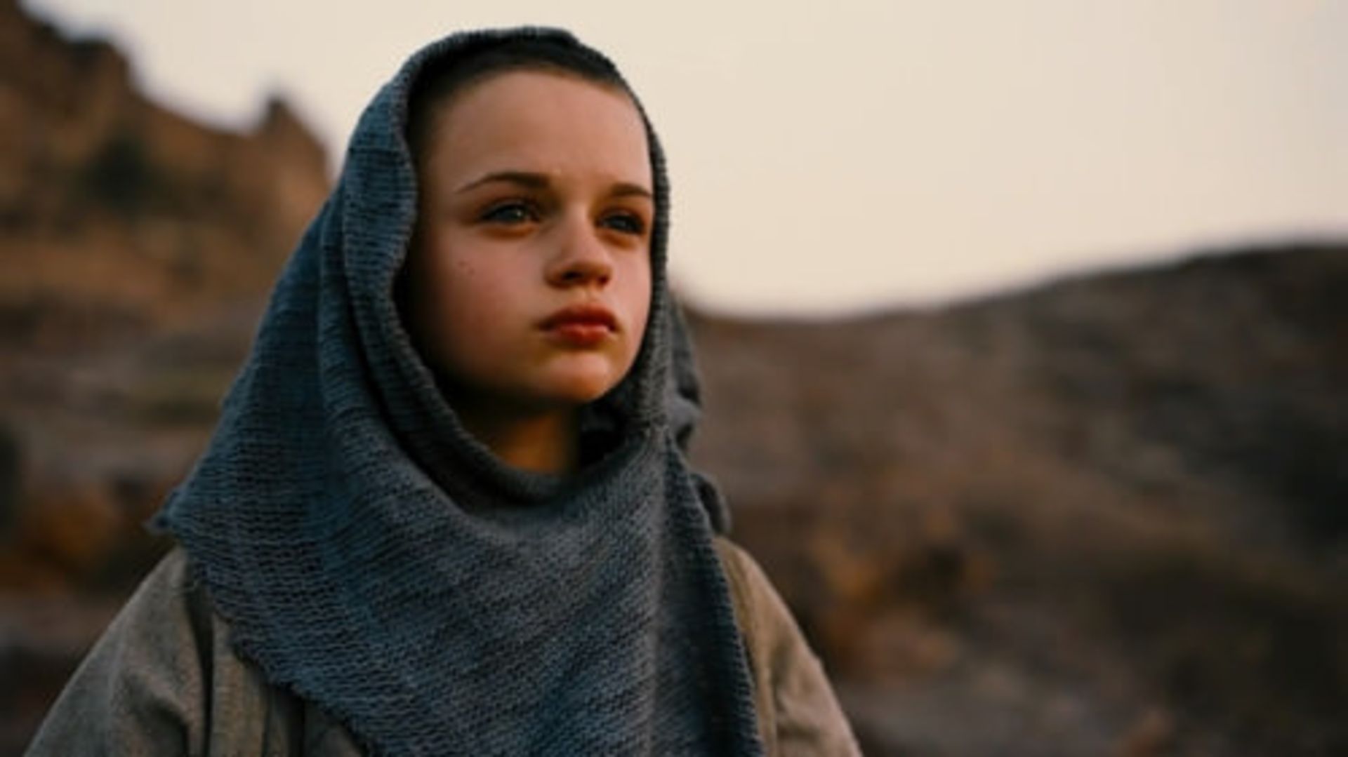 Joey King in The Dark Knight Rises