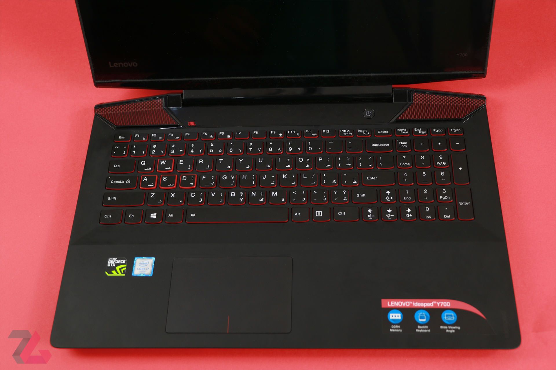 Lenovo Y700