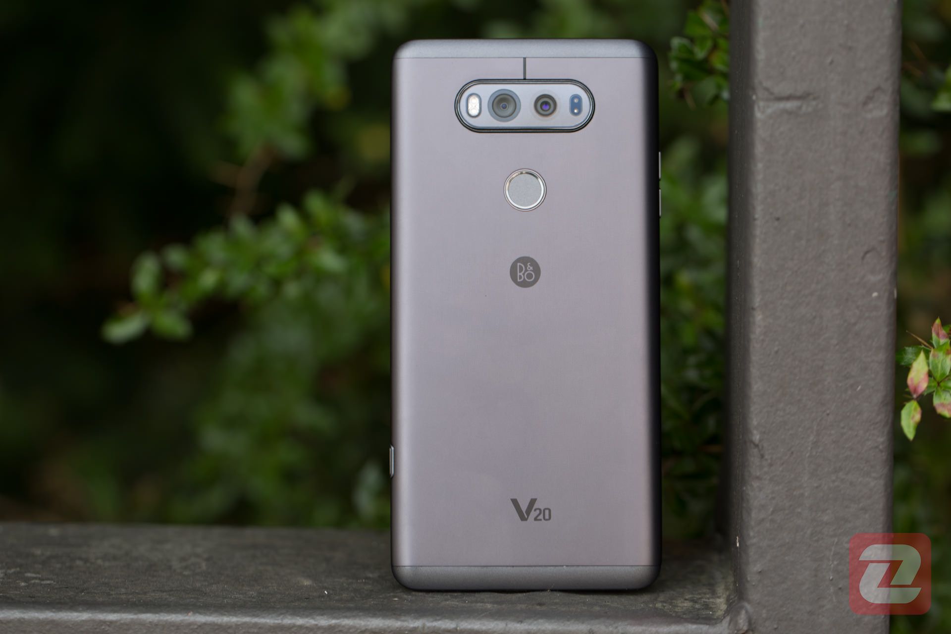 LG V20