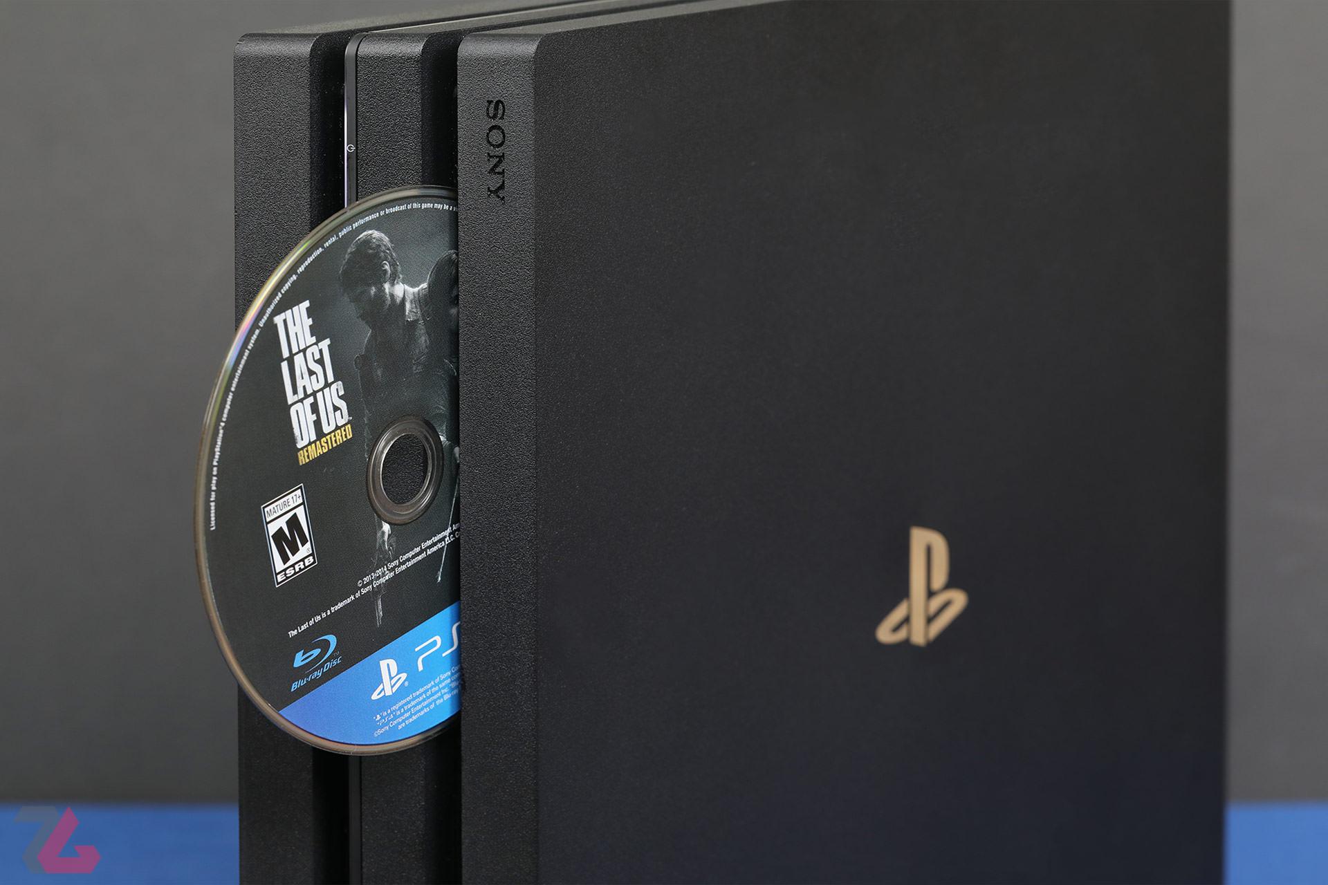 پلی‌ استیشن 4 پرو / Playstation 4 Pro