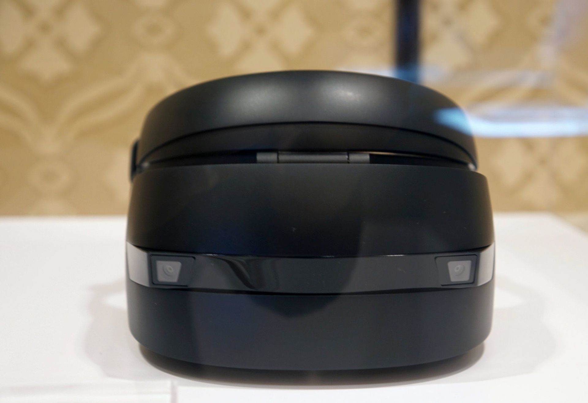 HP VR headset