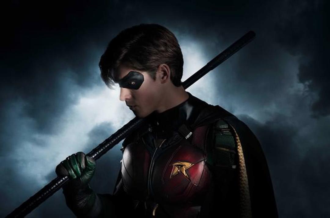 Brenton Thwaites as Robin