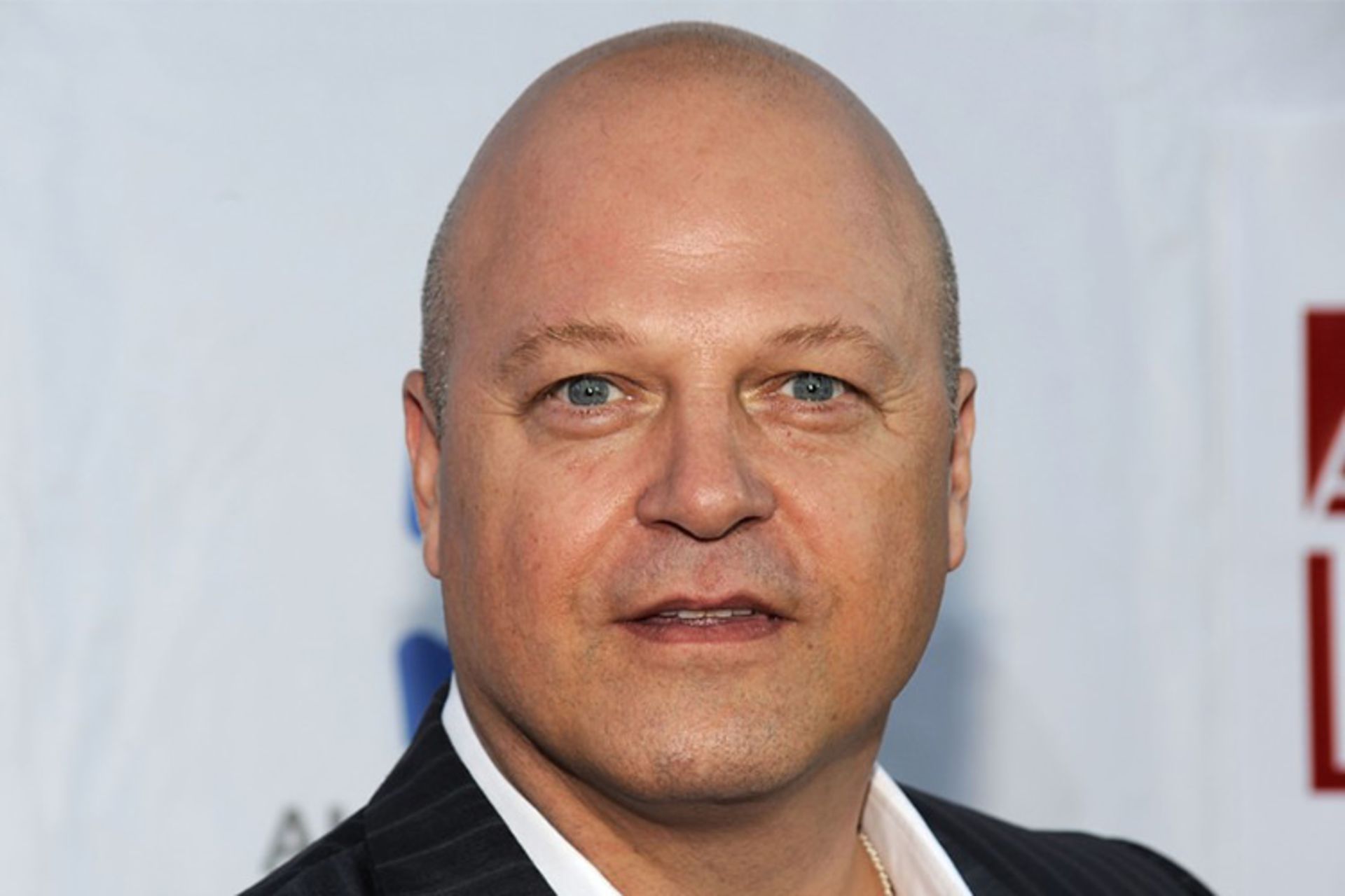 Michael Chiklis