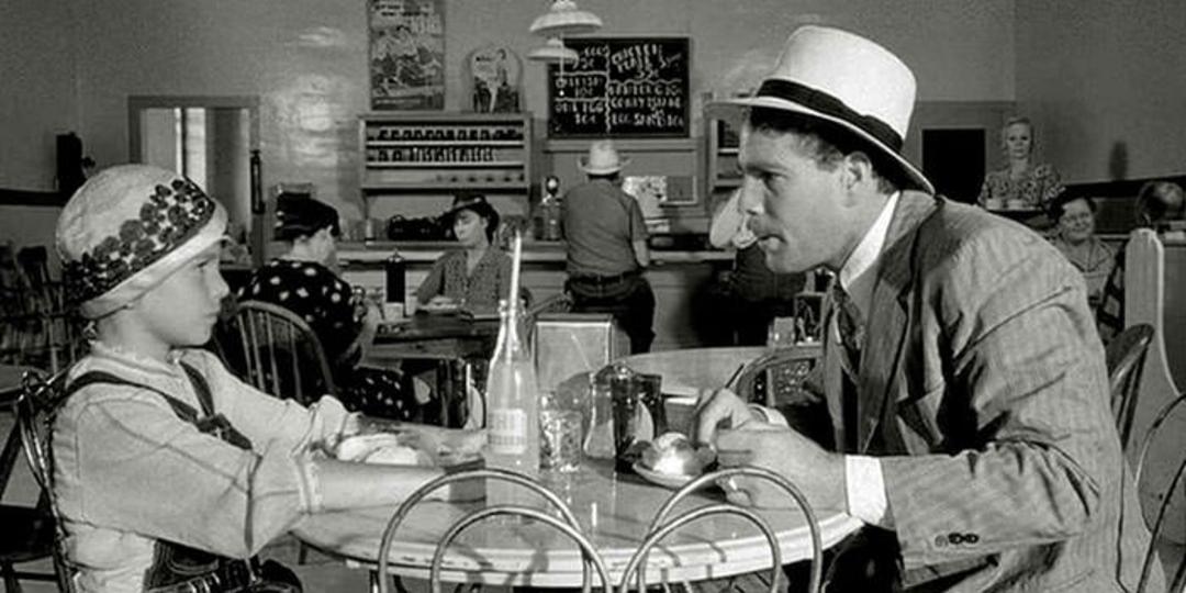 Paper Moon