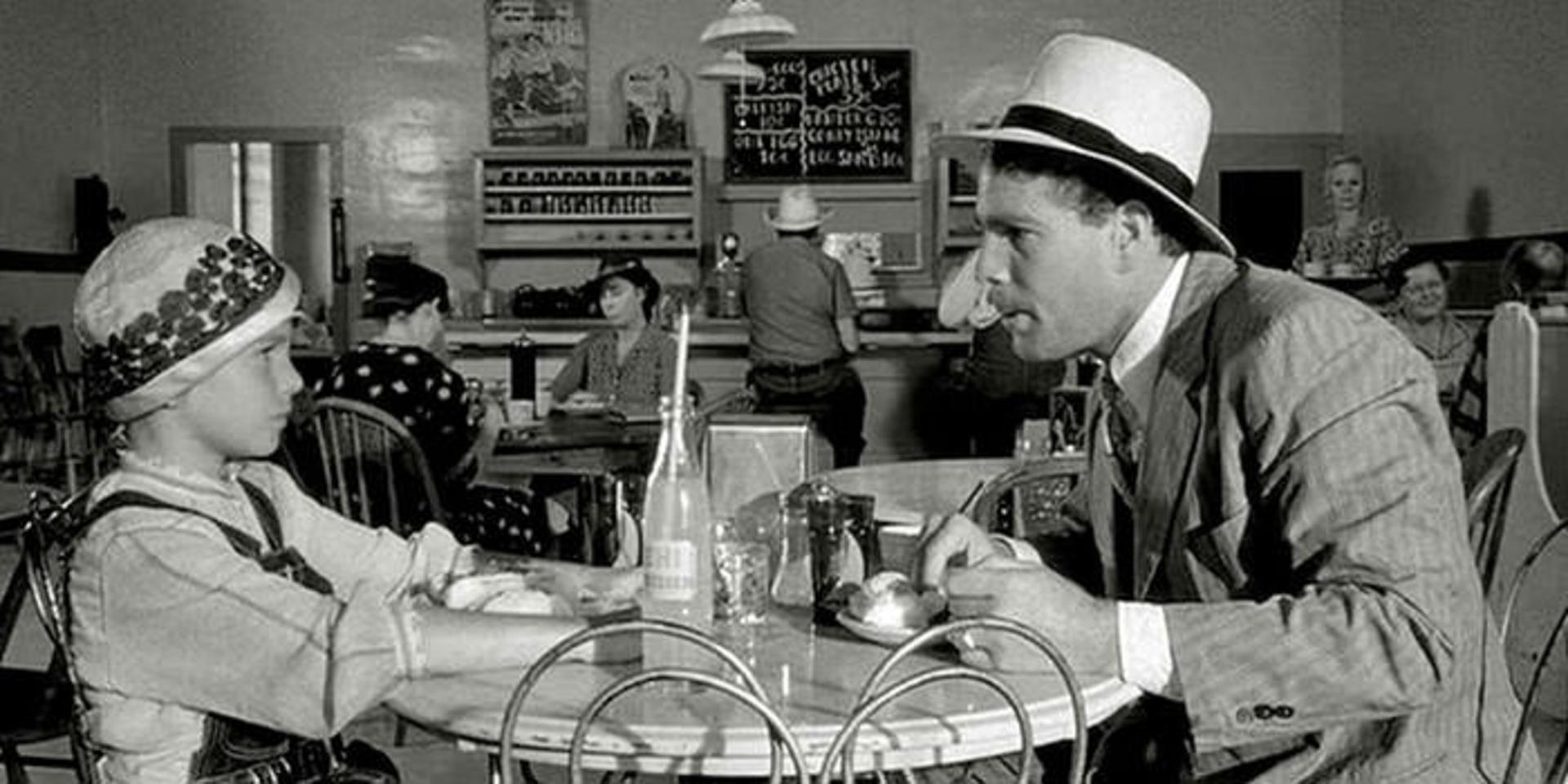 Paper Moon