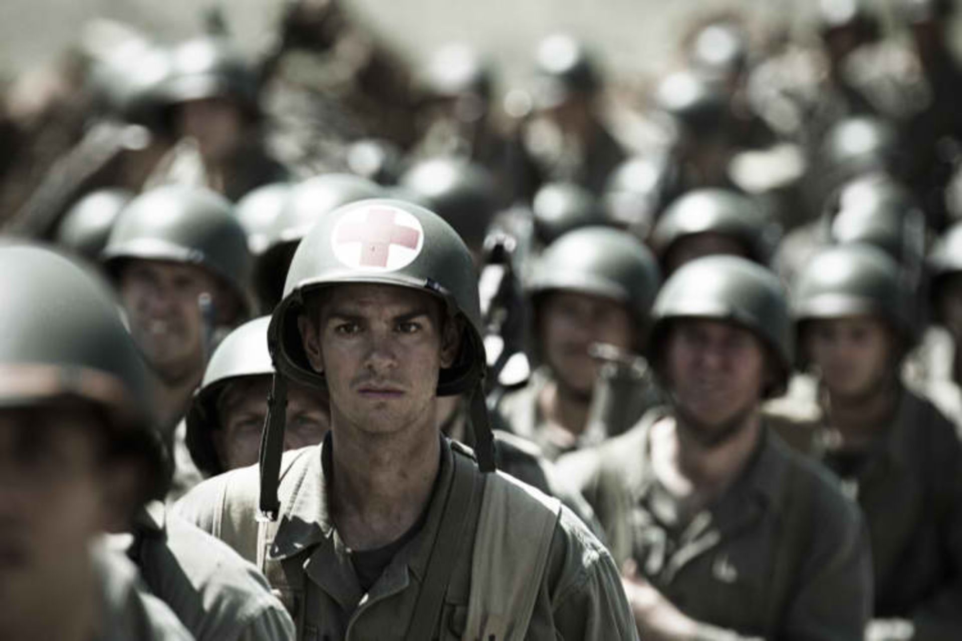 andrew garfield in Hacksaw Ridge