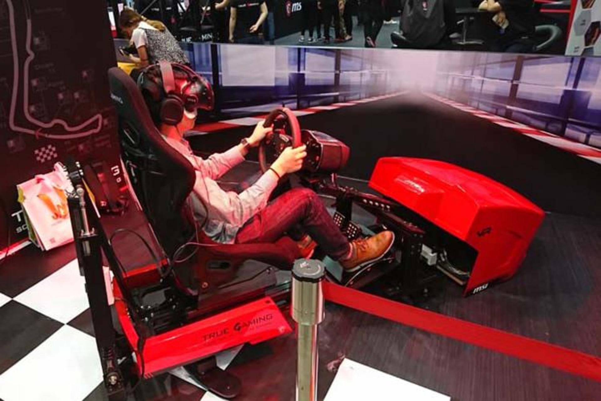 MSI VR Racing Rig