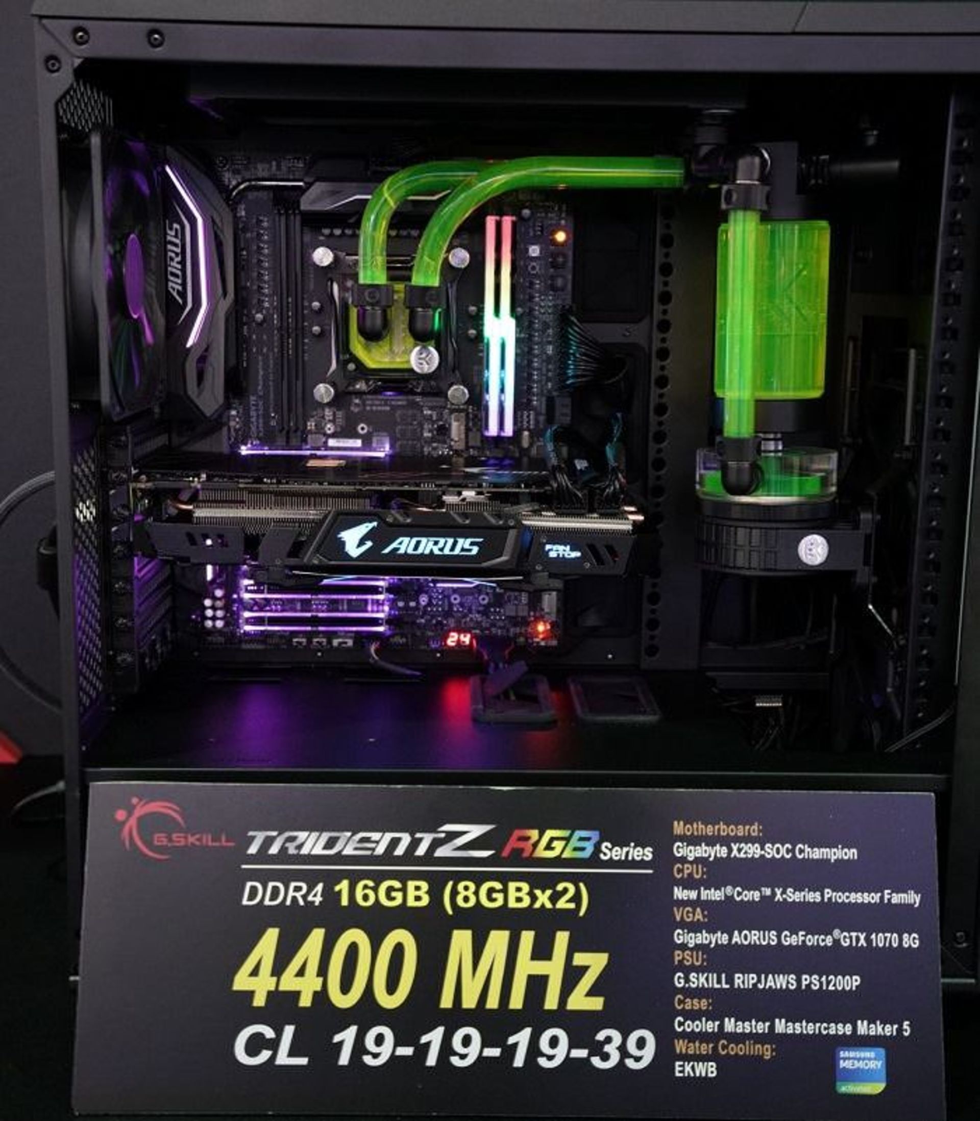 Trident Z RGB 4400MHz CL 19-19-19-39