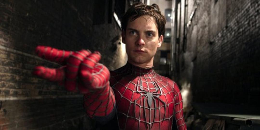 TOBEY MAGUIRE (SPIDER-MAN)