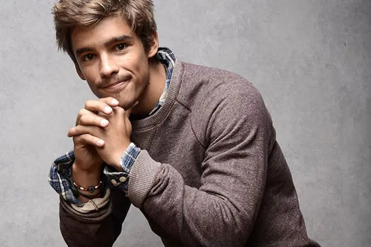 Brenton Thwaites