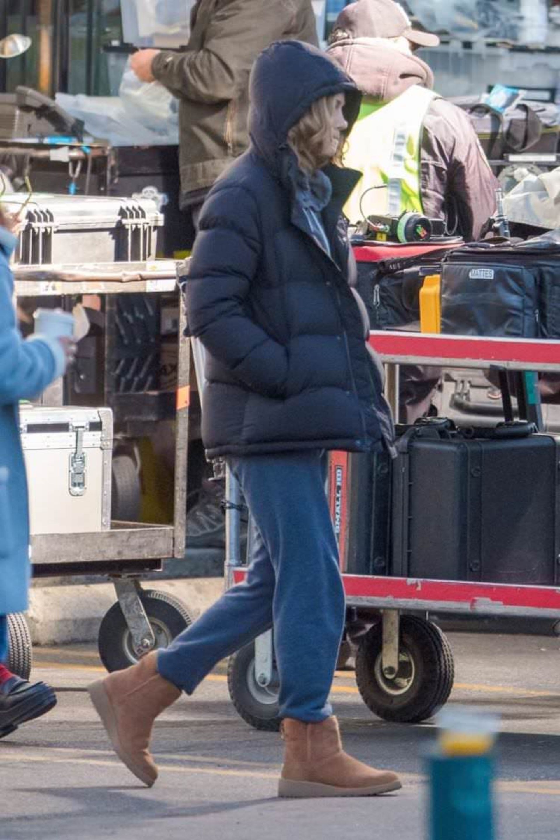  Captain Marvel bts Brie Larson