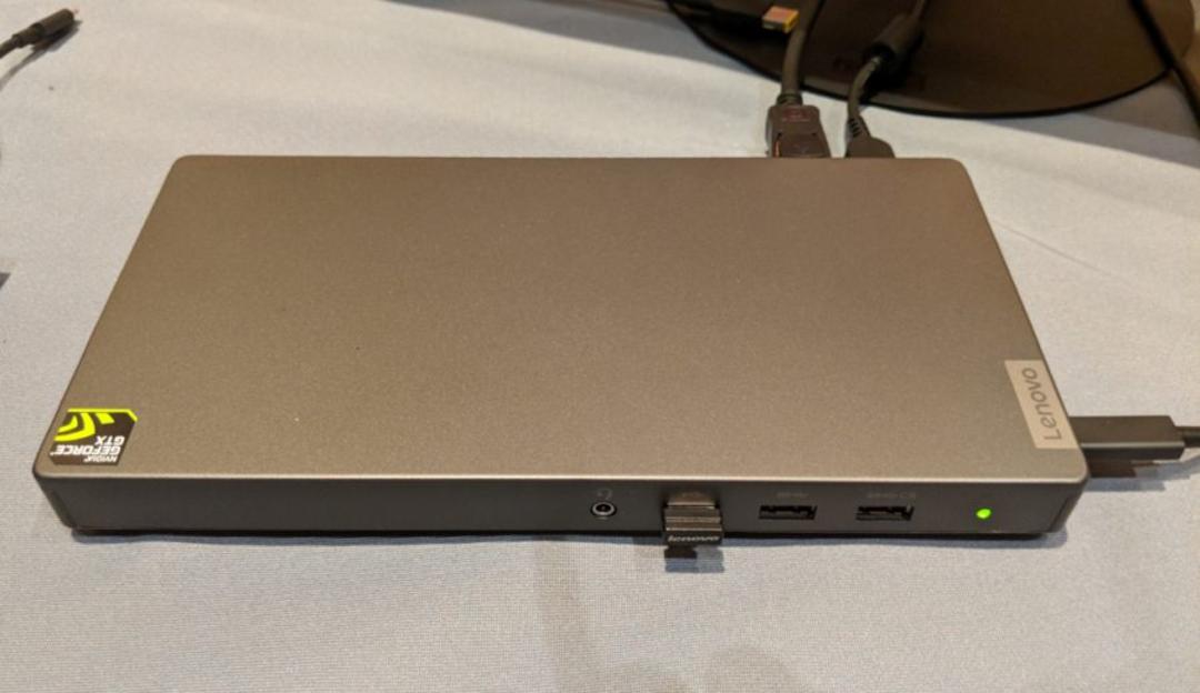 Lenovo Dock / CES 2018