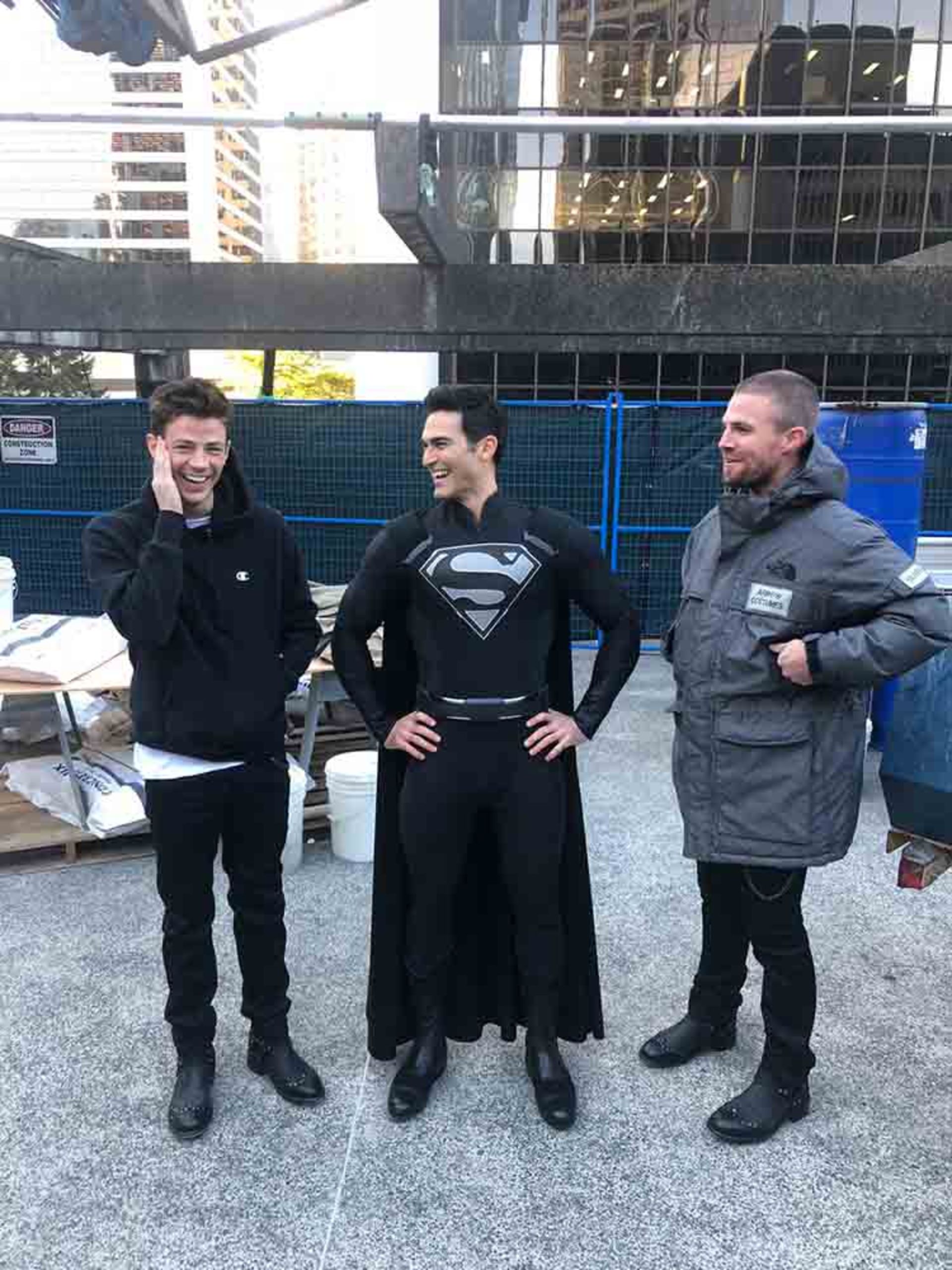 stephen amell - arrow - Grant Gustin - The Flash - Tyler Hoechlin - Superman - supergirl