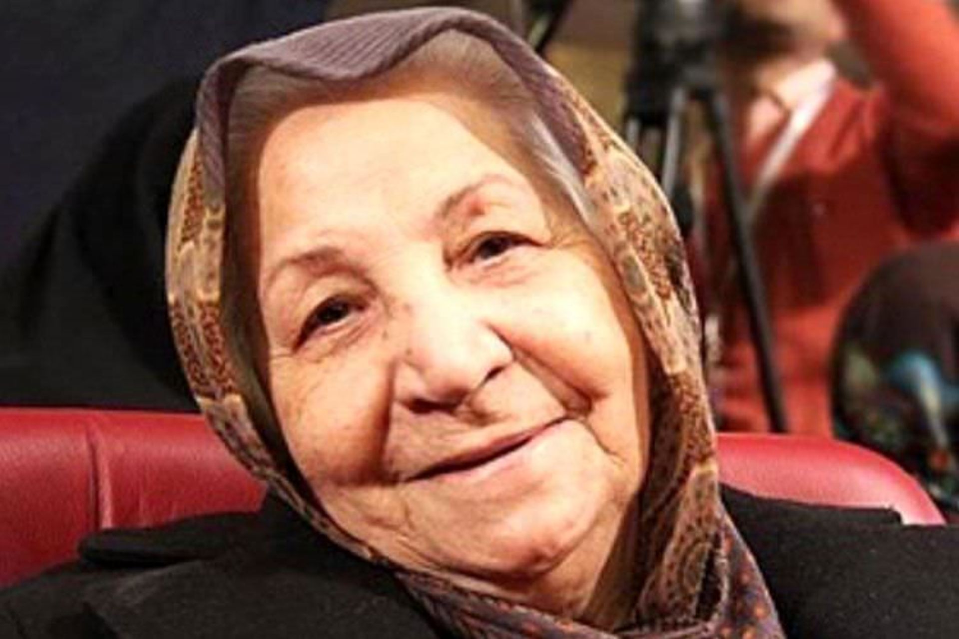 احترام سادات حبیبیان