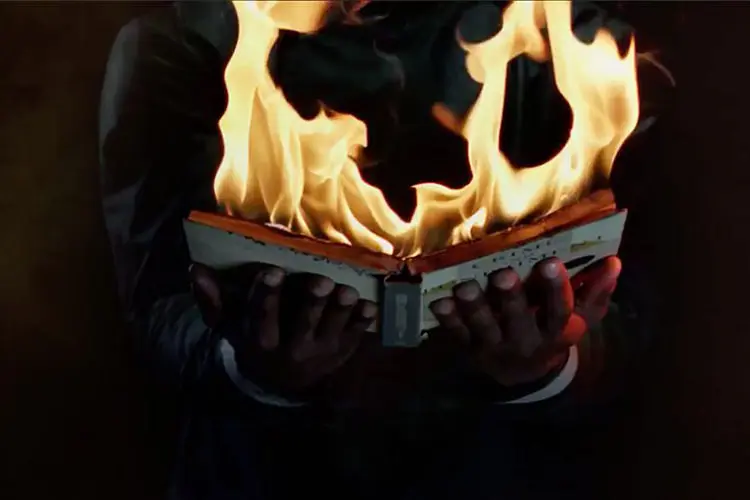 Fahrenheit 451