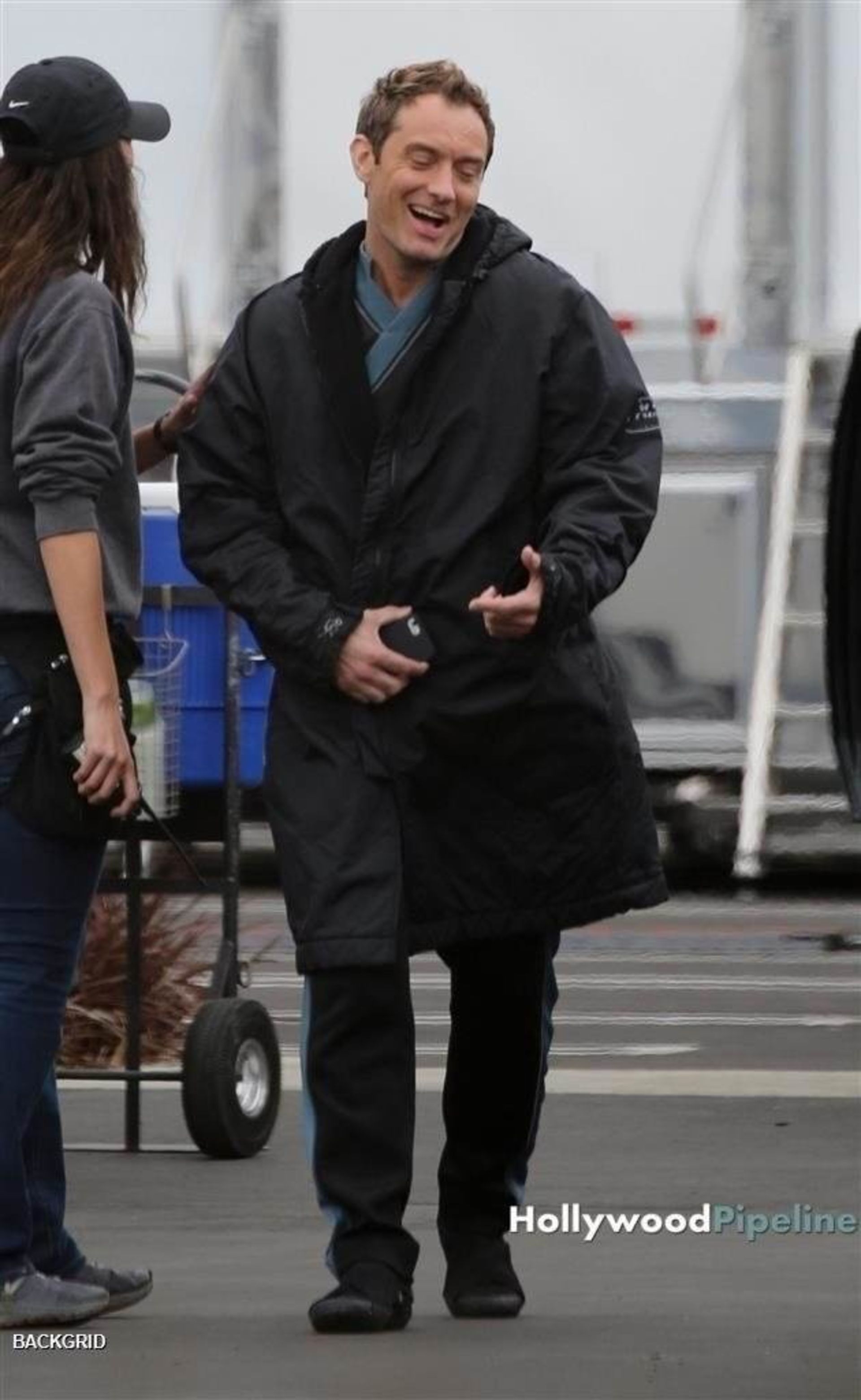 First Look Jude Law Set Photos in Captain Marvel
