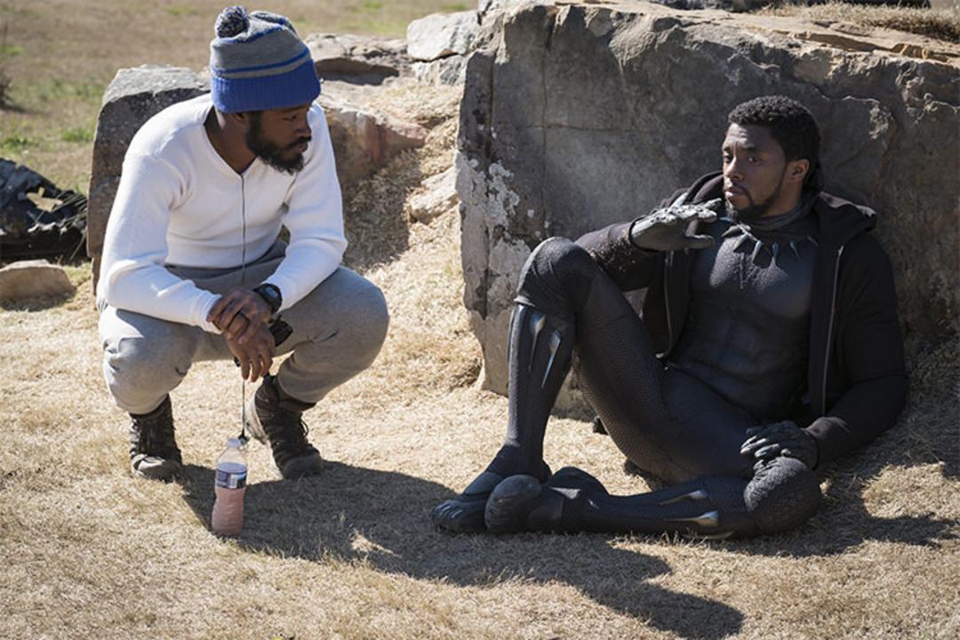 چادویک بوزمن بازیگر نقش Black Panther و رایان کوگلر کارگردان فیلم