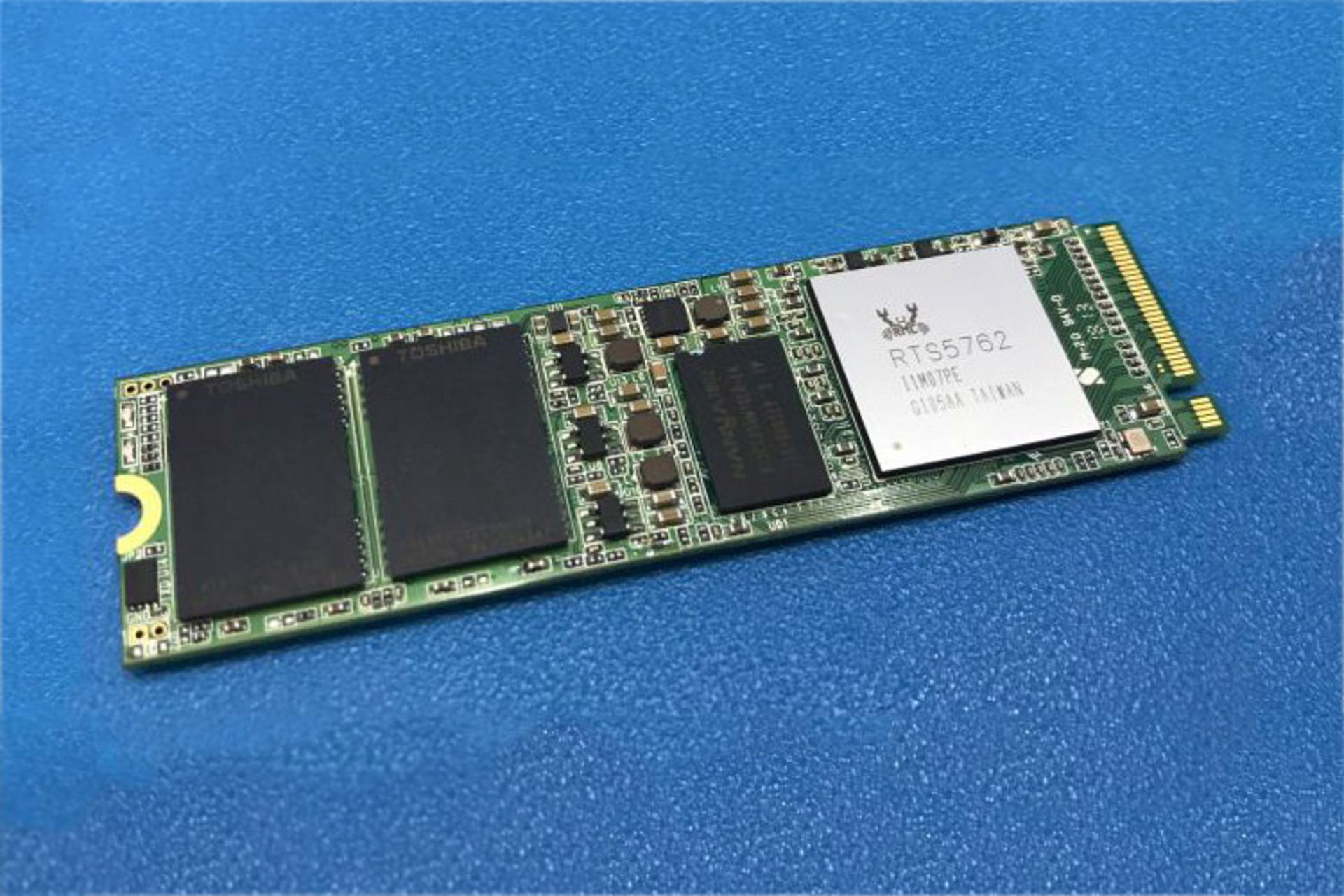 RTS5762  Realtek