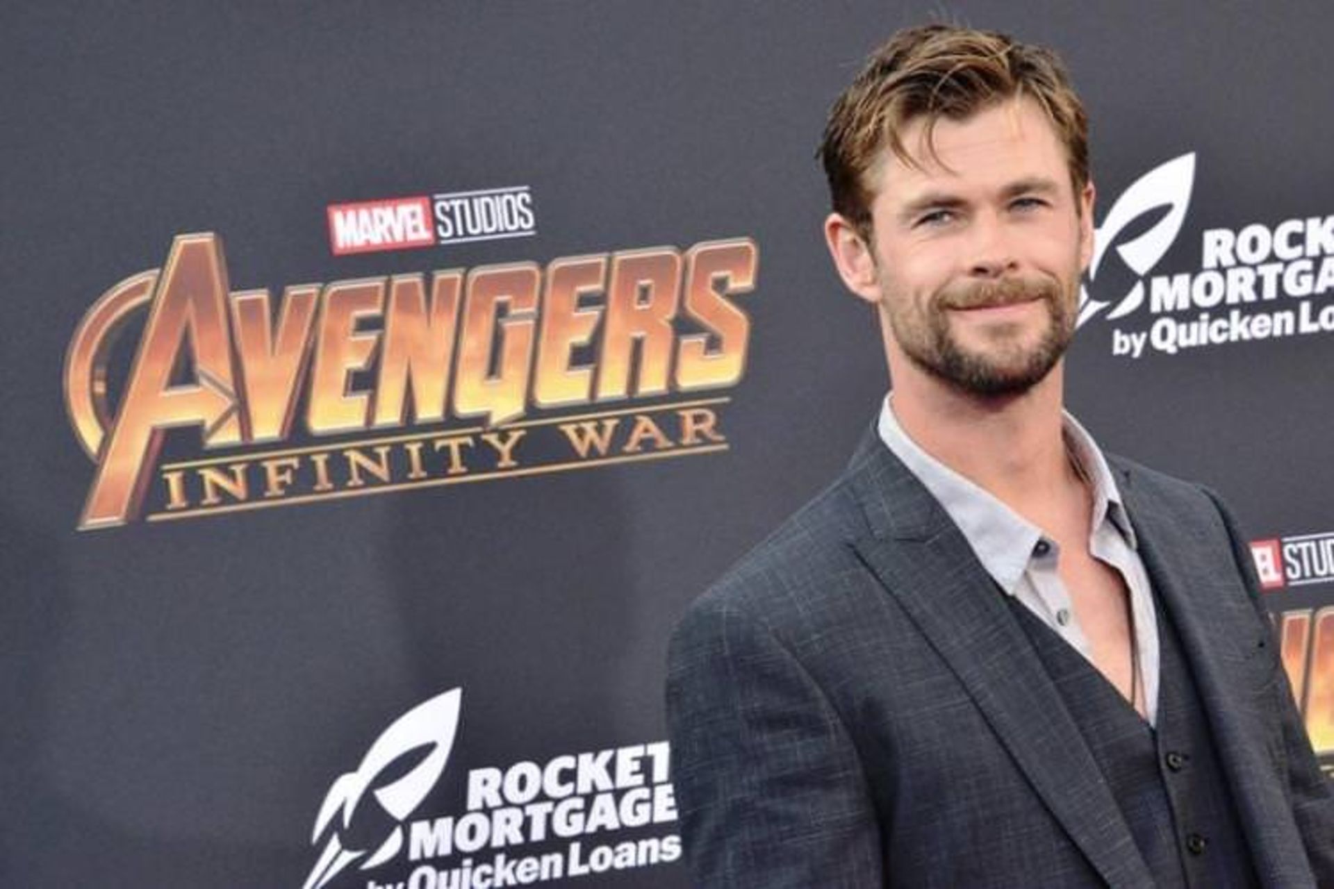 کریس همسورث در فرش قرمز فیلم Avengers Infinity War