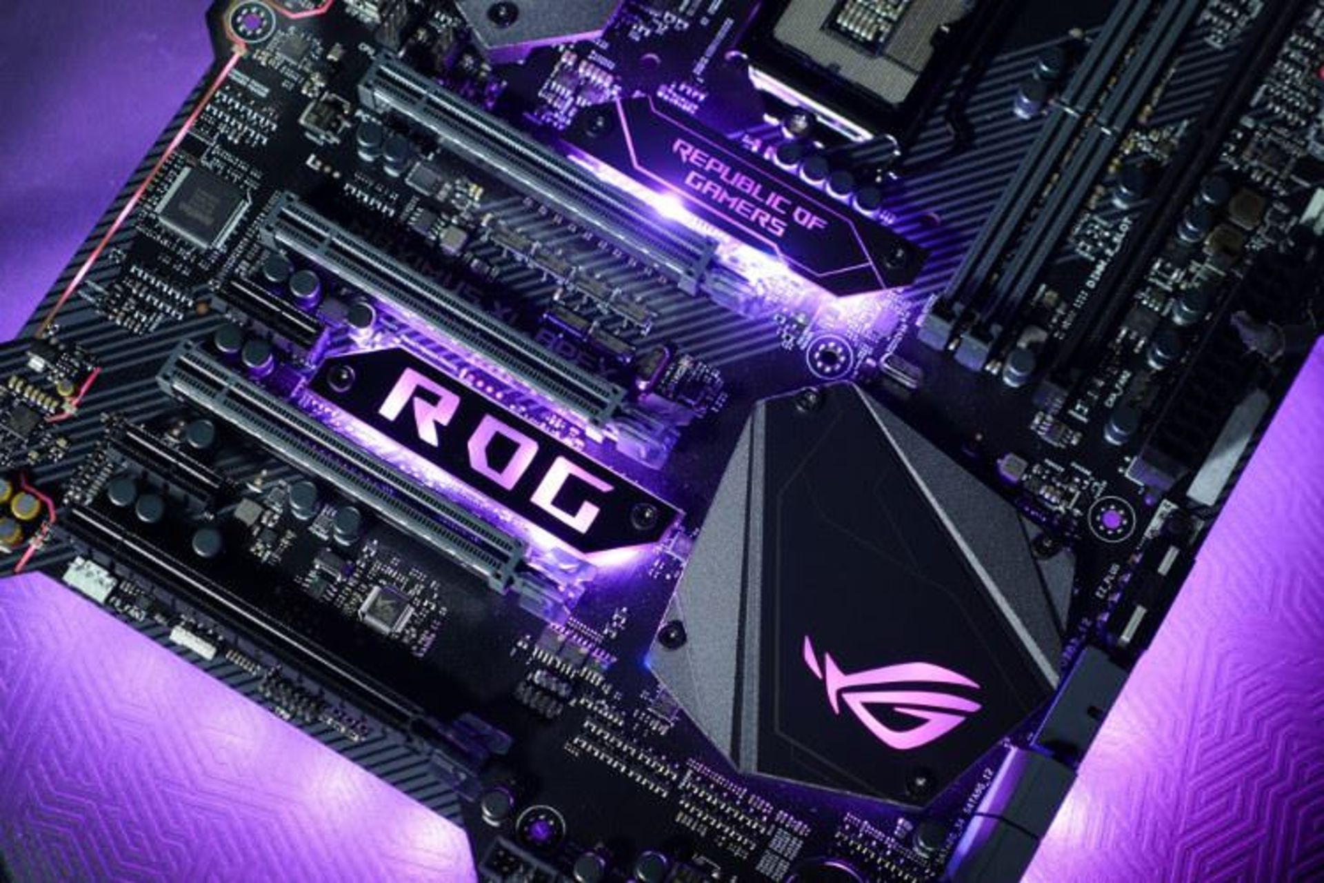 ROG MAXIMUS IX APEX