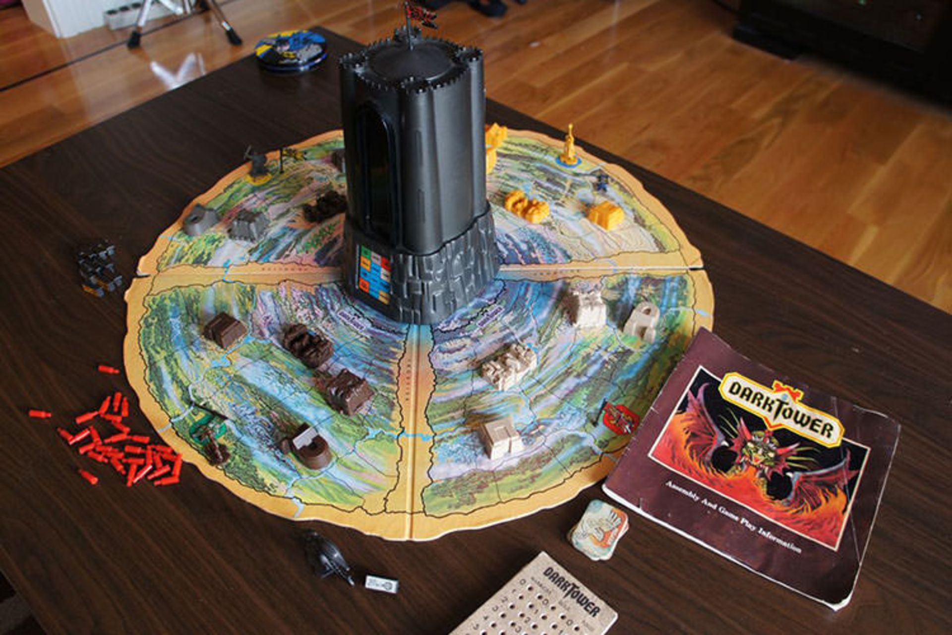 بازی رومیزی Dark Tower