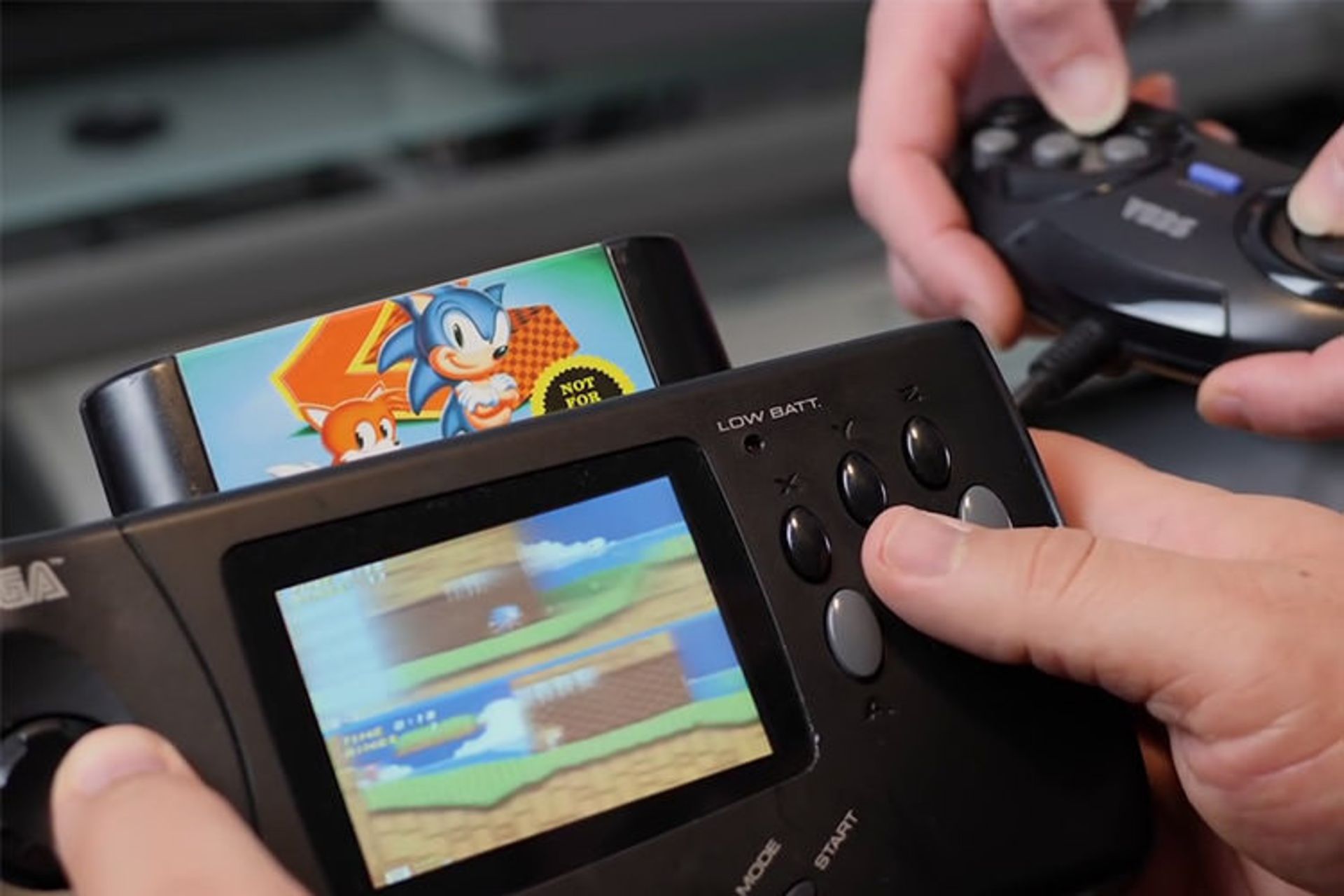 Sega Genesis Nomad - 3