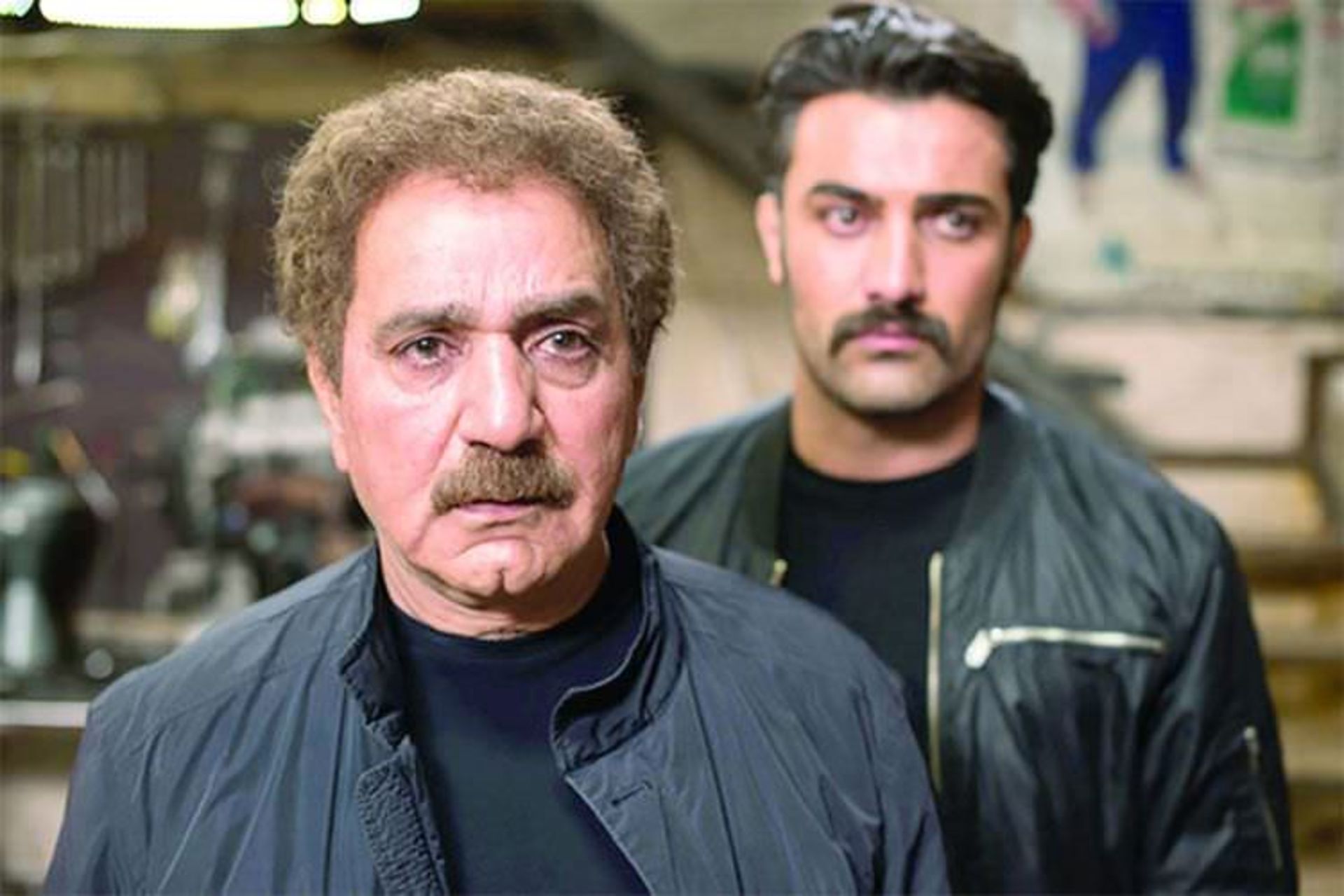 فیلم آنجا، همان ساعت