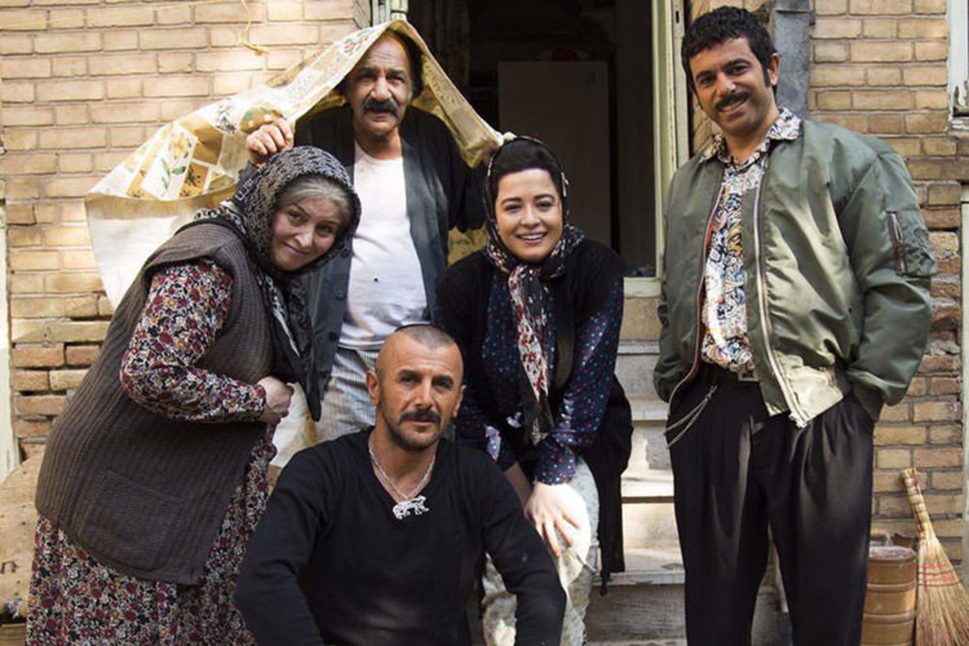 فیلم درخونگاه