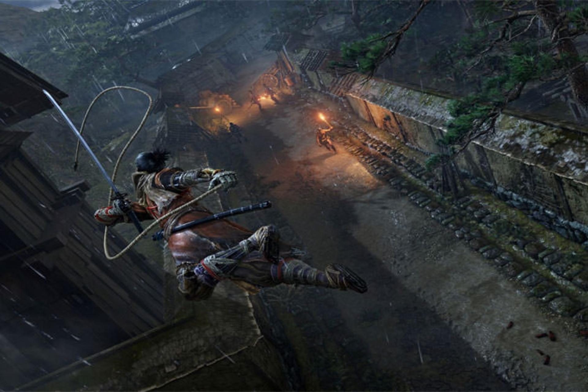 ولف در حال استفاده از قلاب در بازی Sekiro: Shadows Die Twice