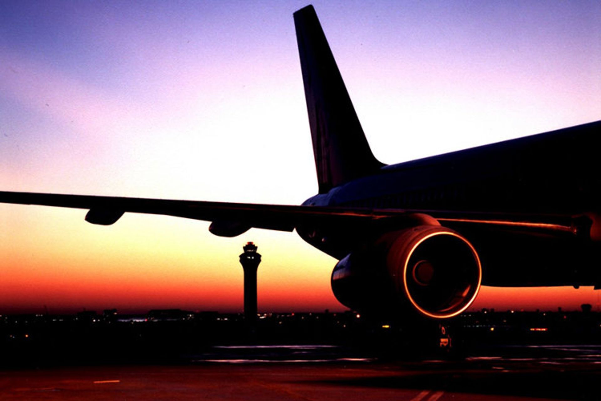 فرود هواپیما