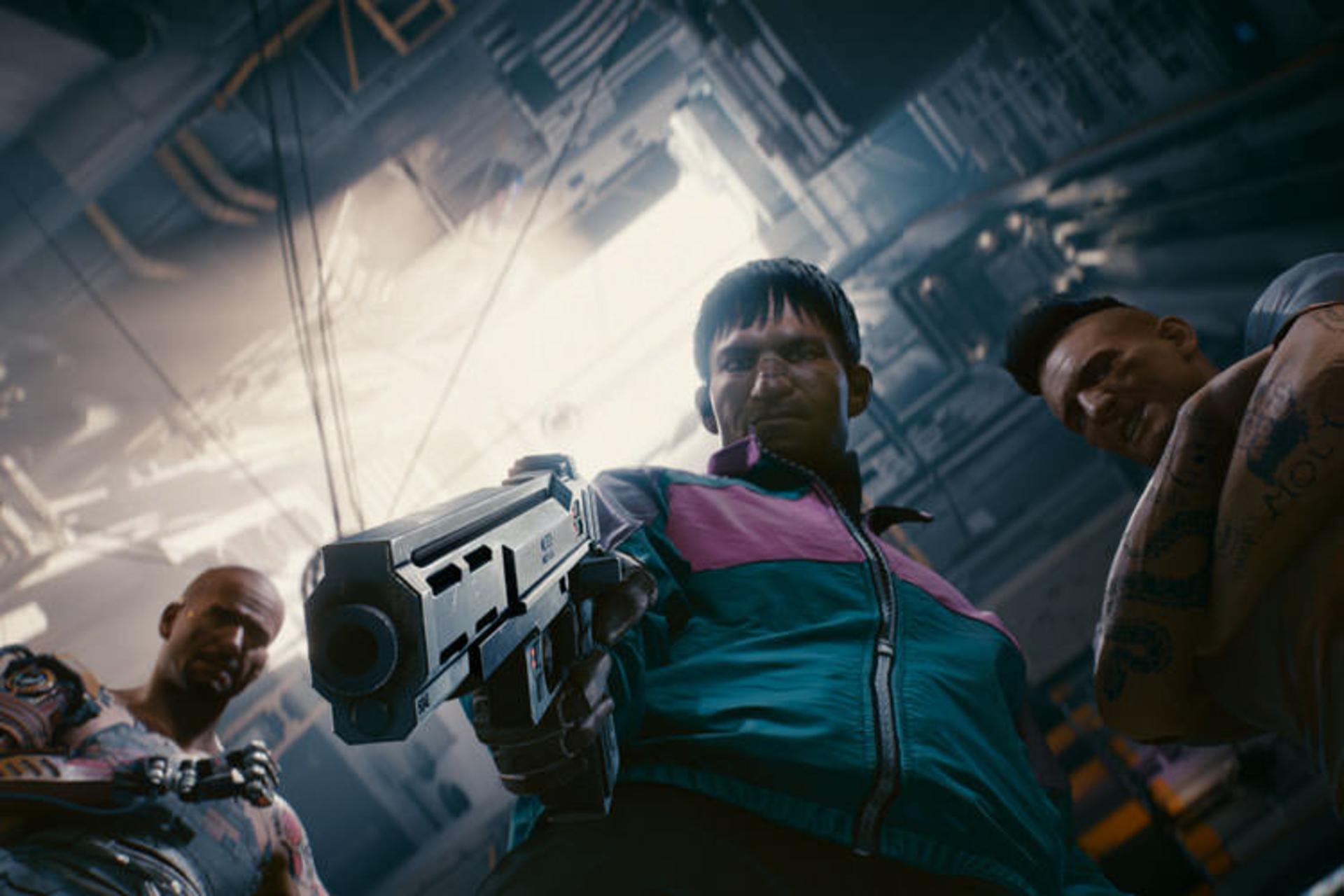 گنگستر اسلحه خودش رو به سمت کاراکتر V نشونه رفته در Cyberpunk 2077