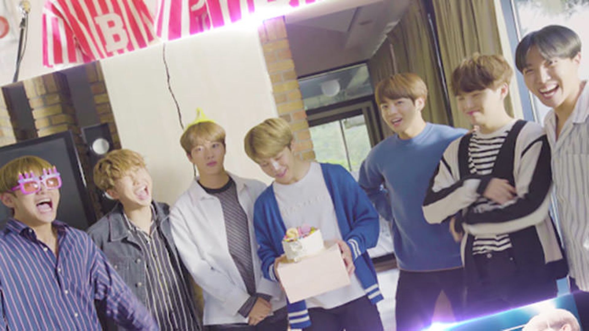 بازی BTS World