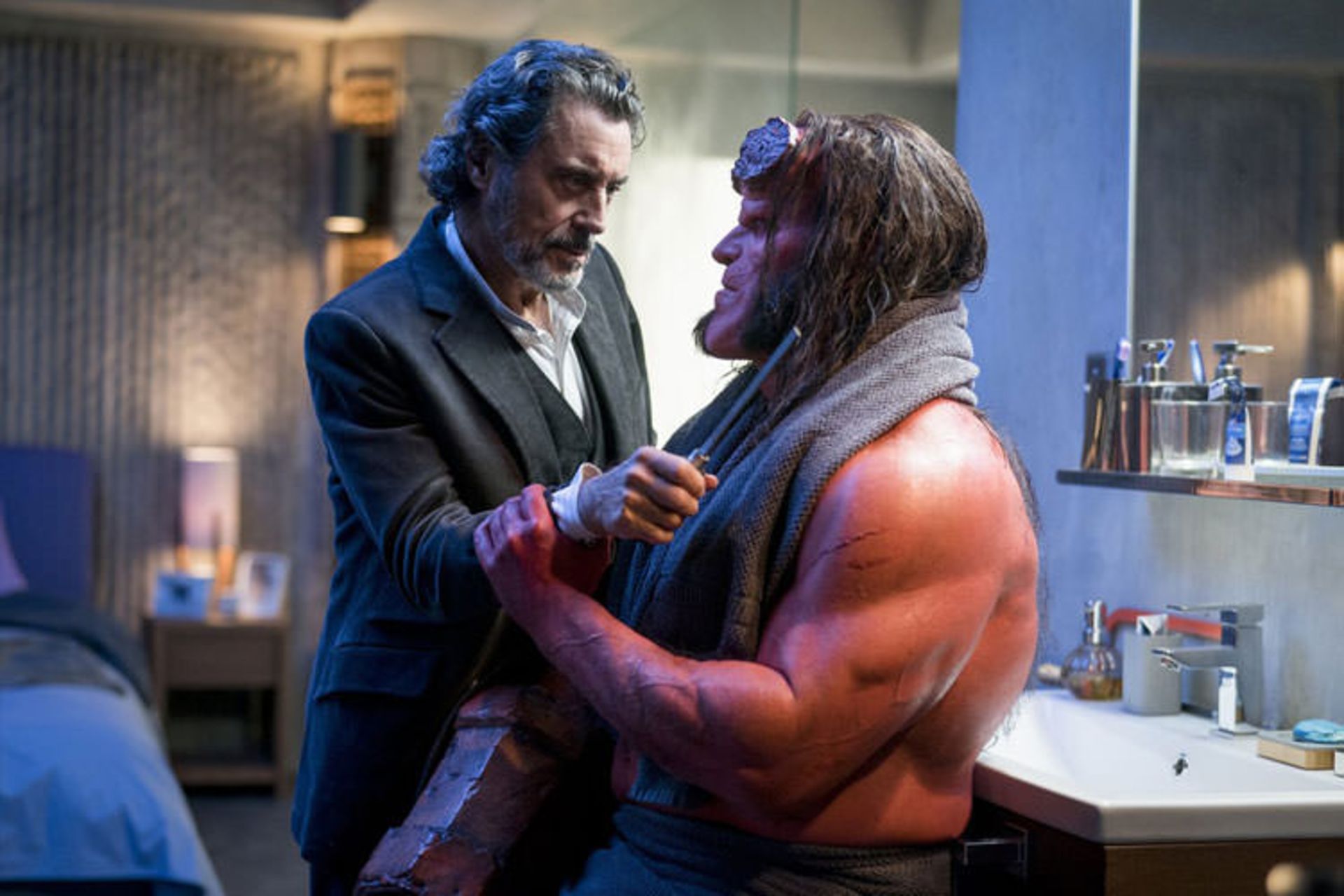 فیلم hellboy