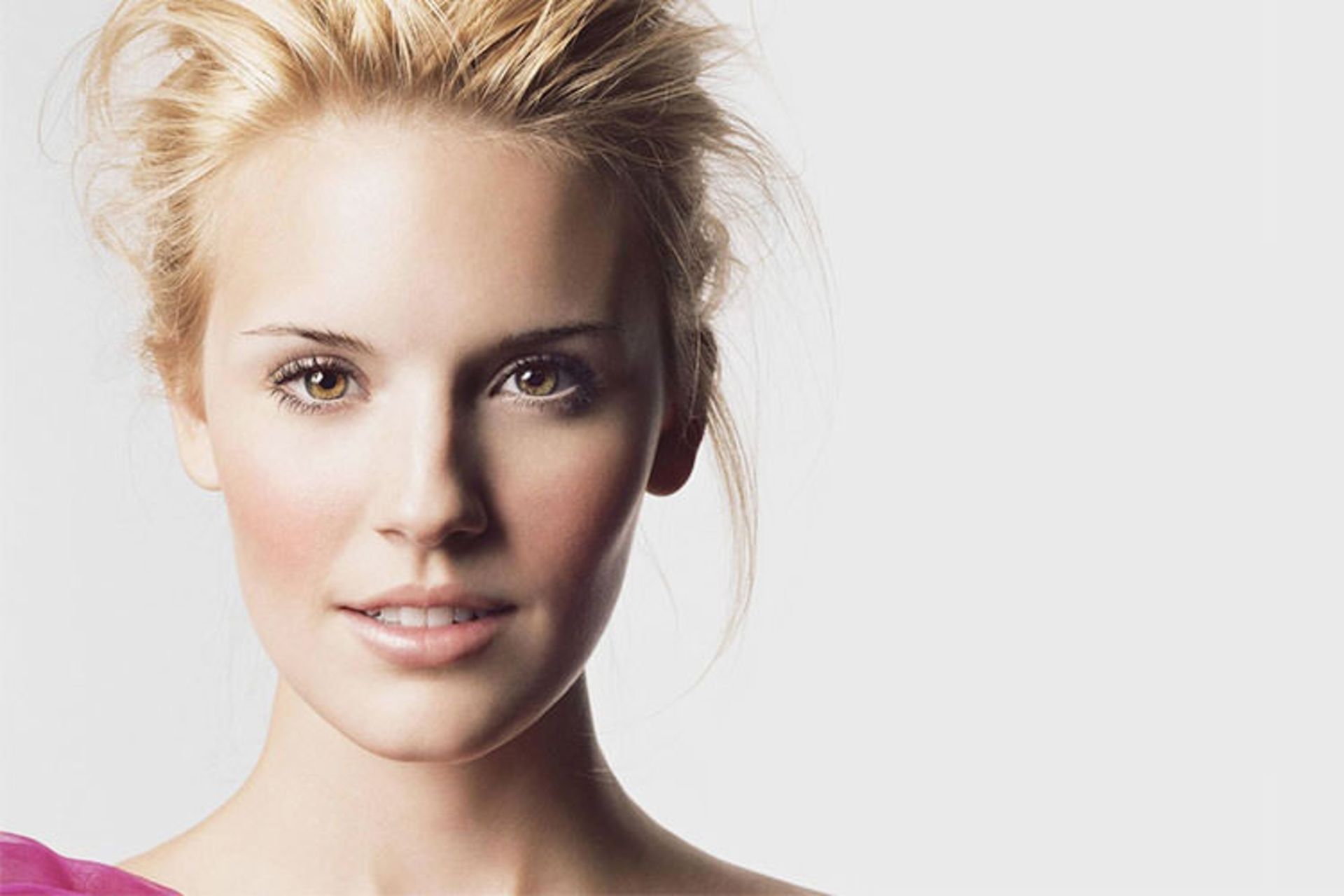 Maggie Grace