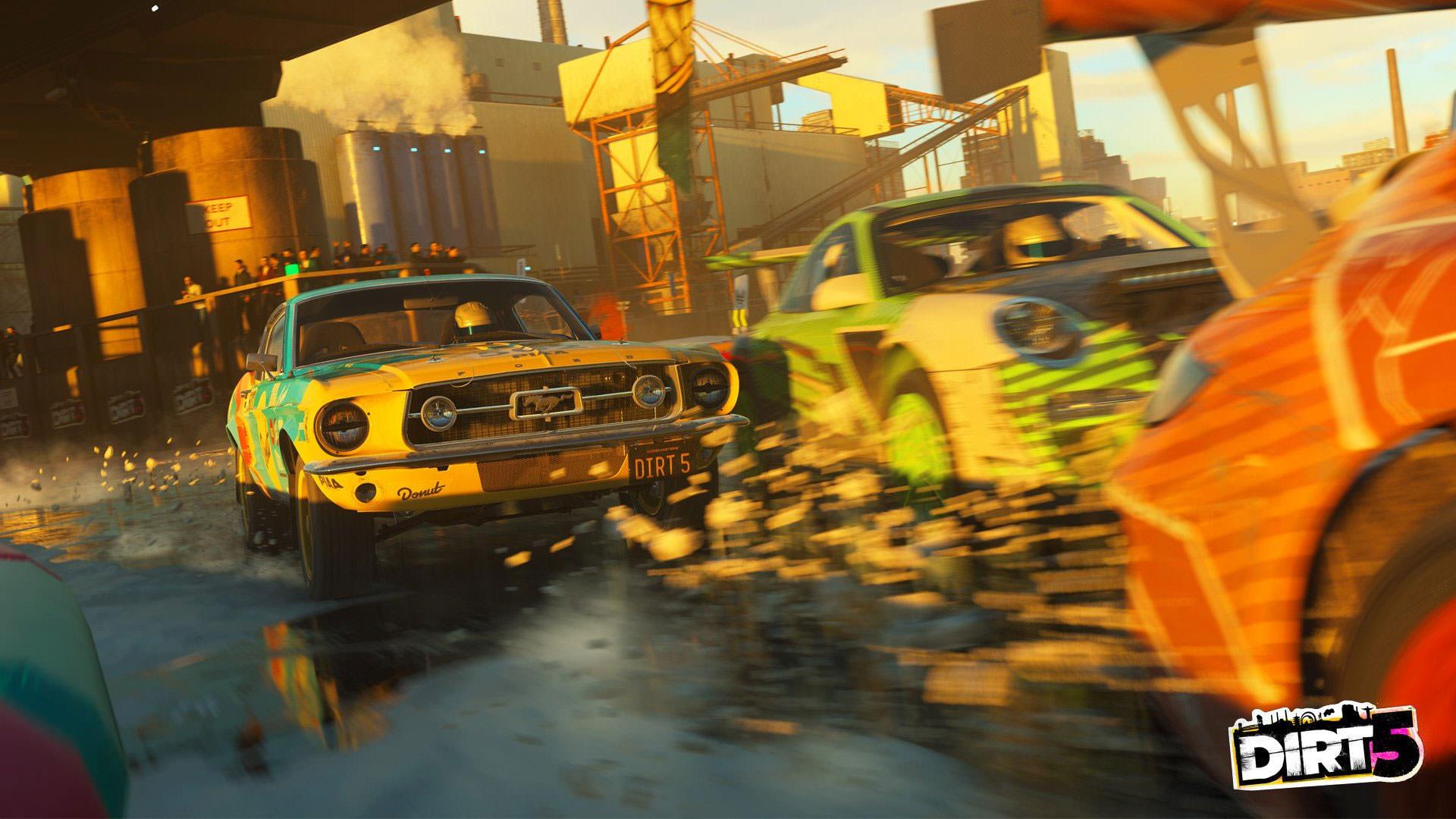 اتومبیل‌ها در حال مسابقه دادن در Dirt 5
