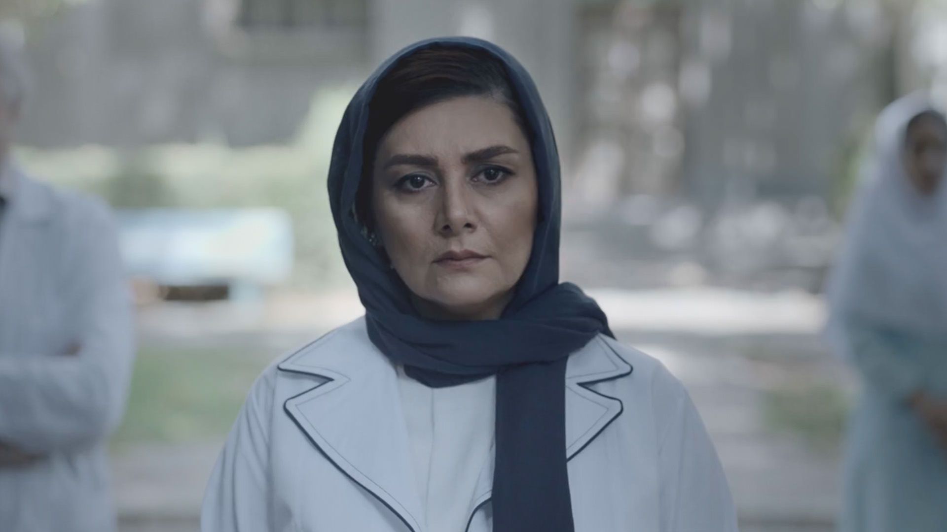 هنگامه قاضیانی در سکانسی از فیلم سازهای ناکوک