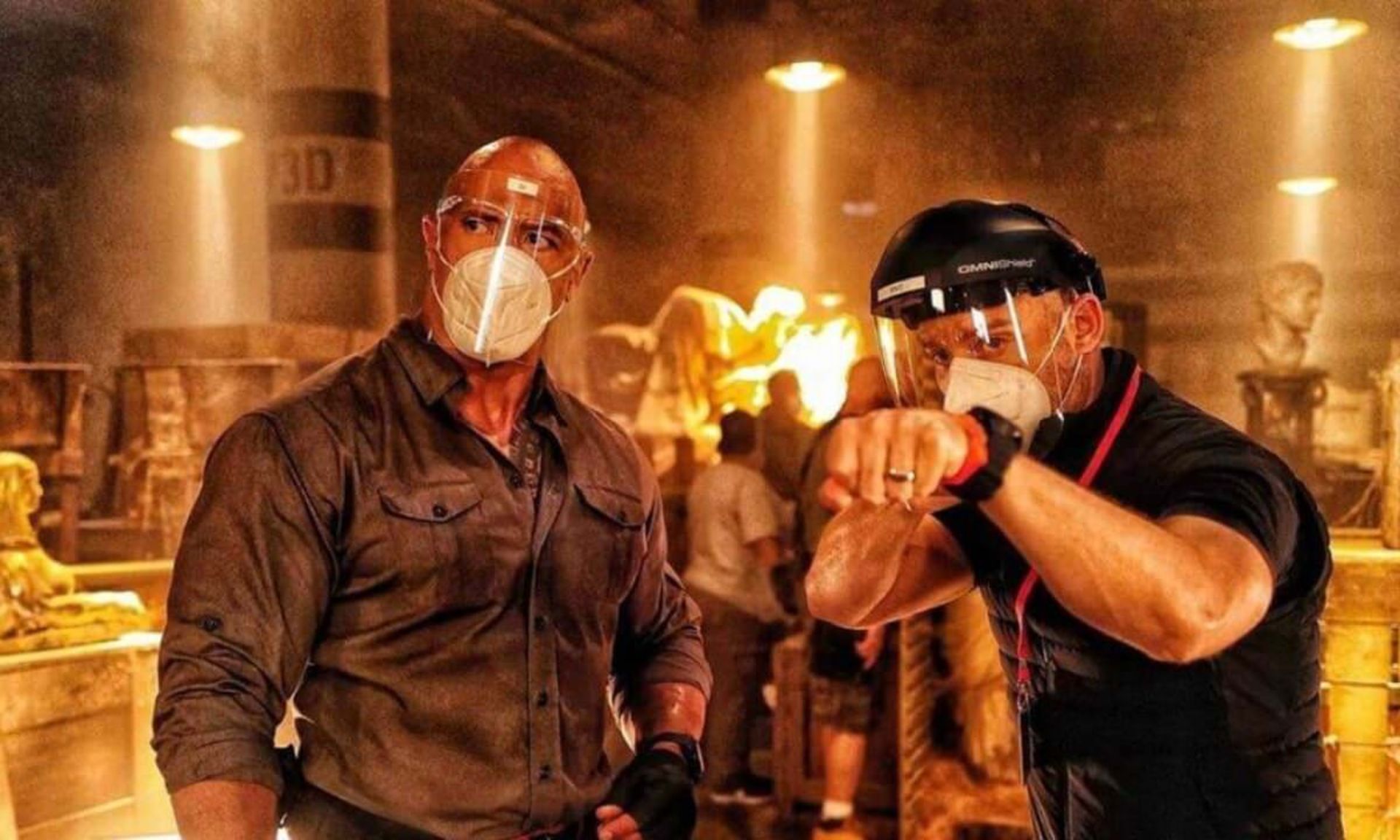 2020-11-dwayne-johnson-is-back-for-red-notice-filming