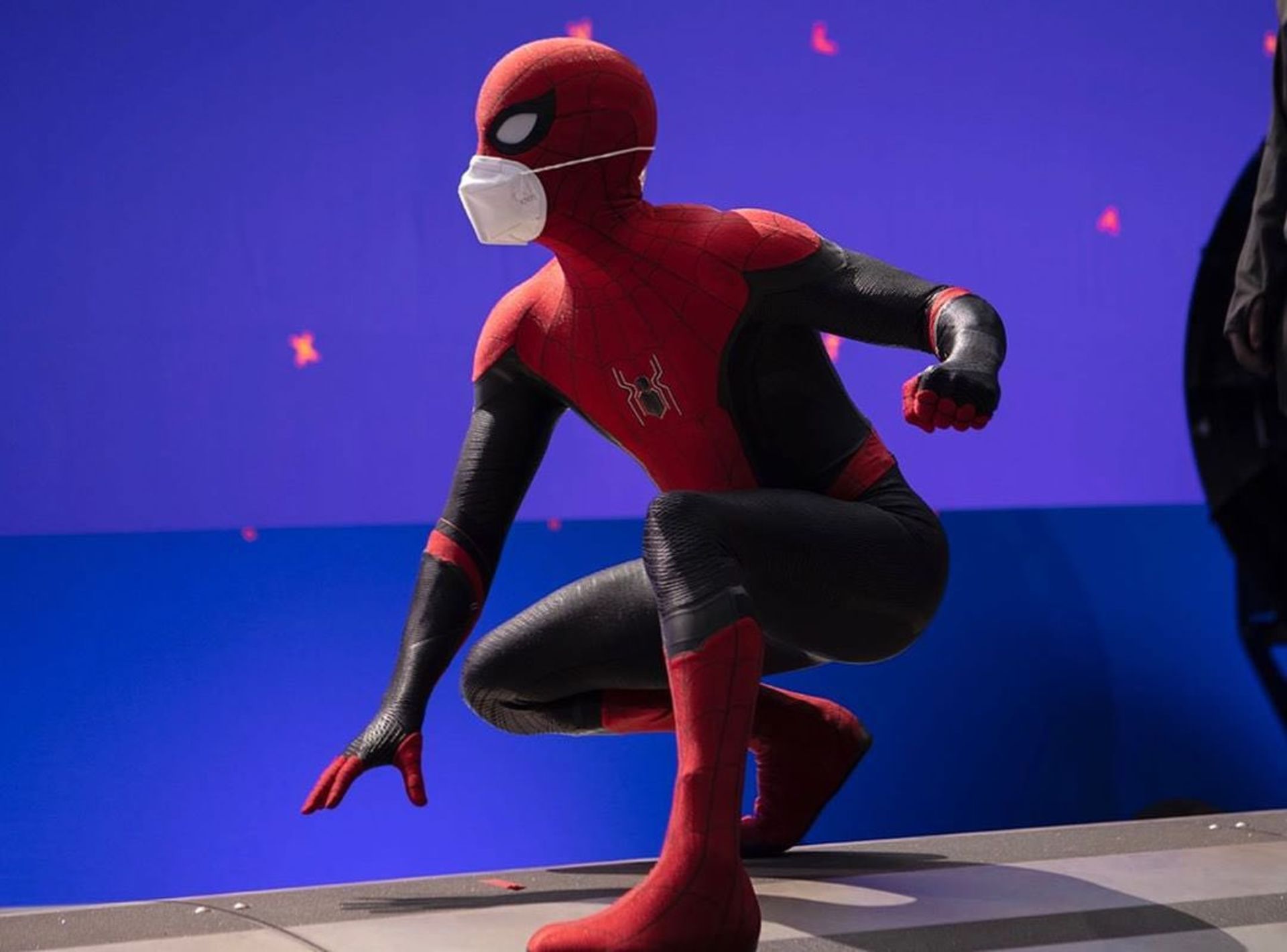 2020-11-spider-man-3-first-photo-bts