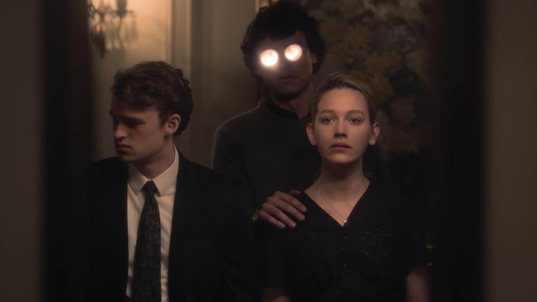 2020-11-the-haunting-of-bly-manor-11