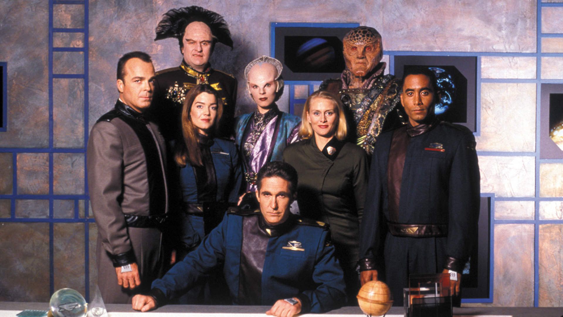 بازیگران فصل اول سریال Babylon 5