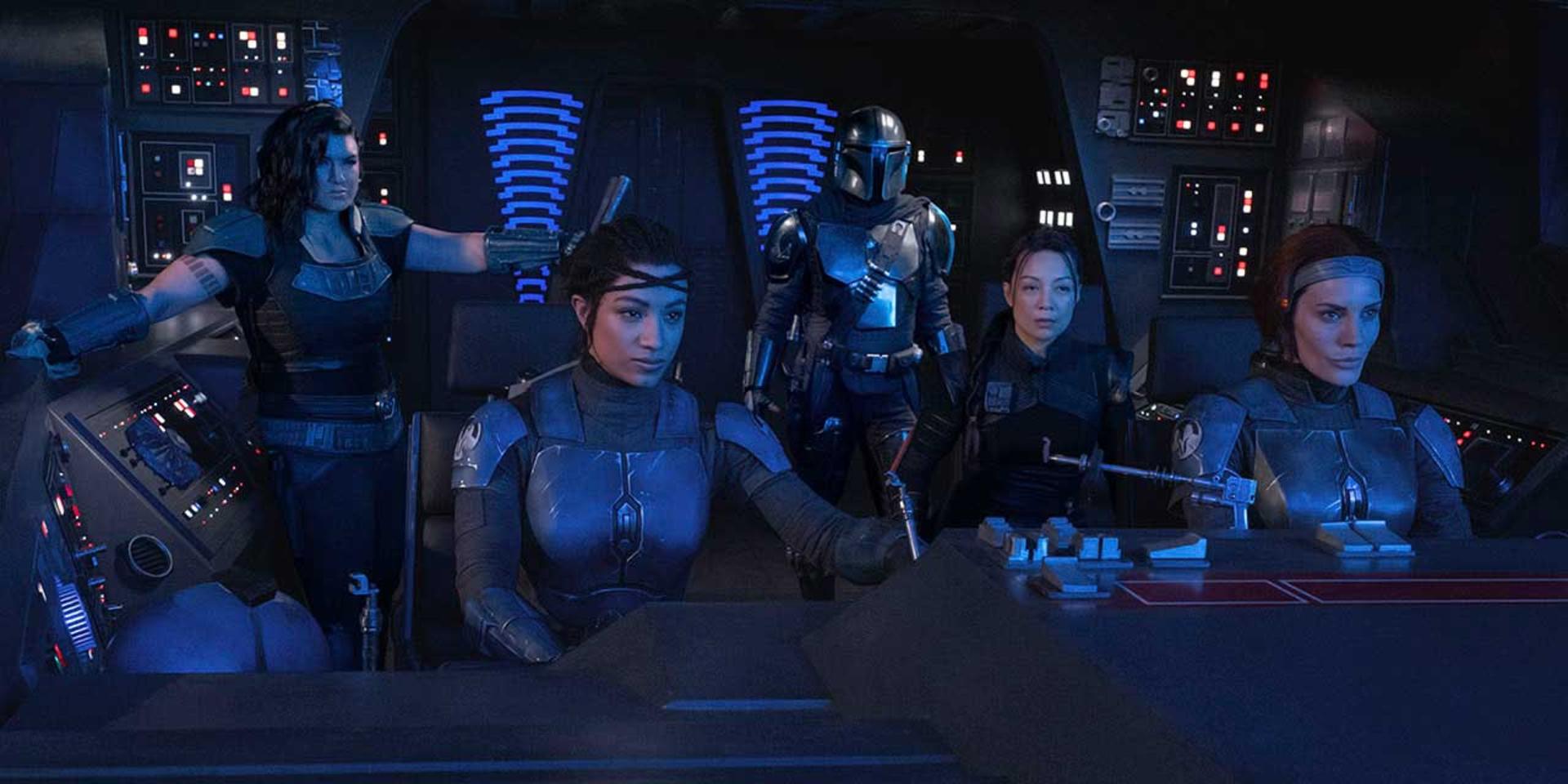 2020-12-crew-space-the-mandalorian