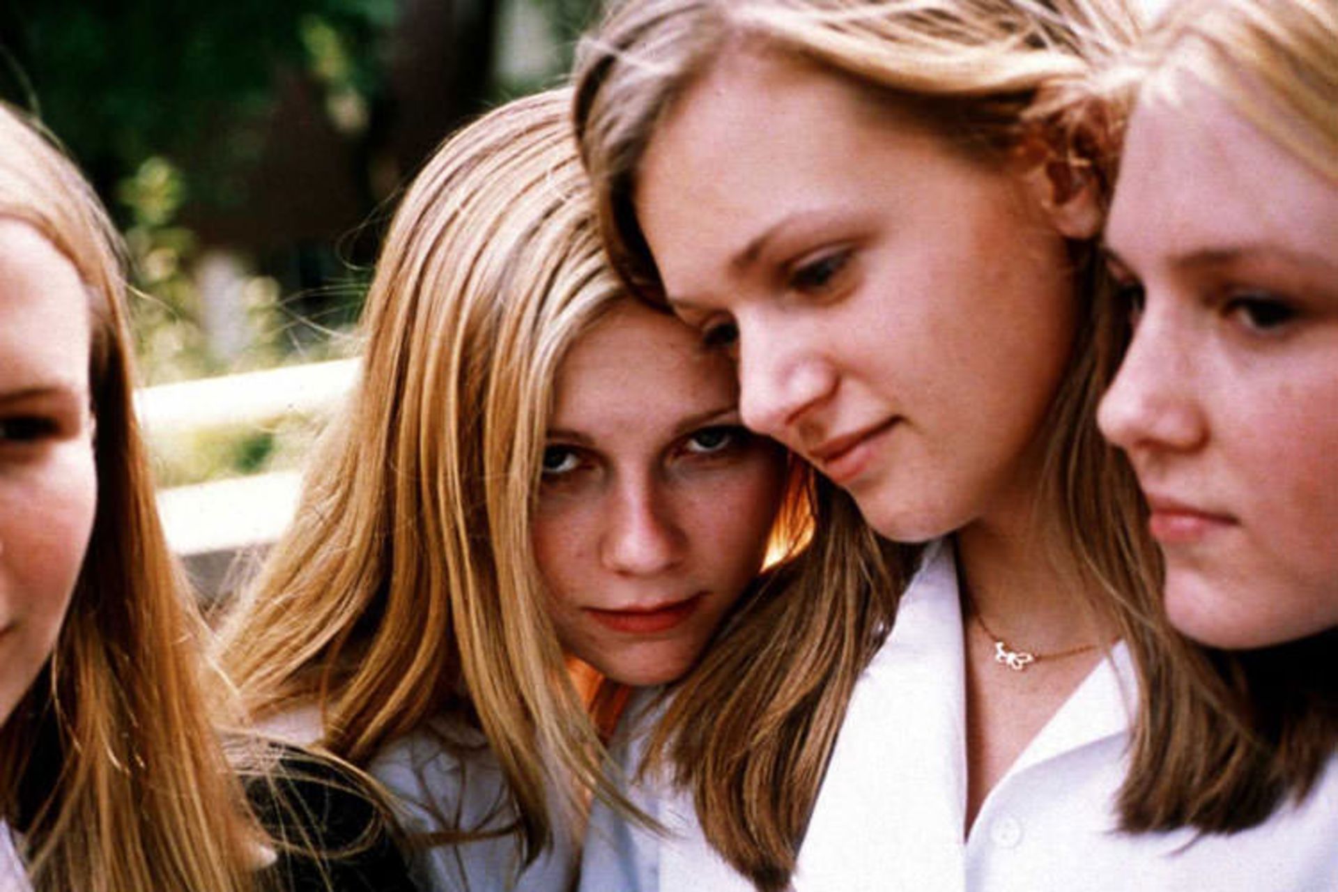 فیلم The Virgin Suicides