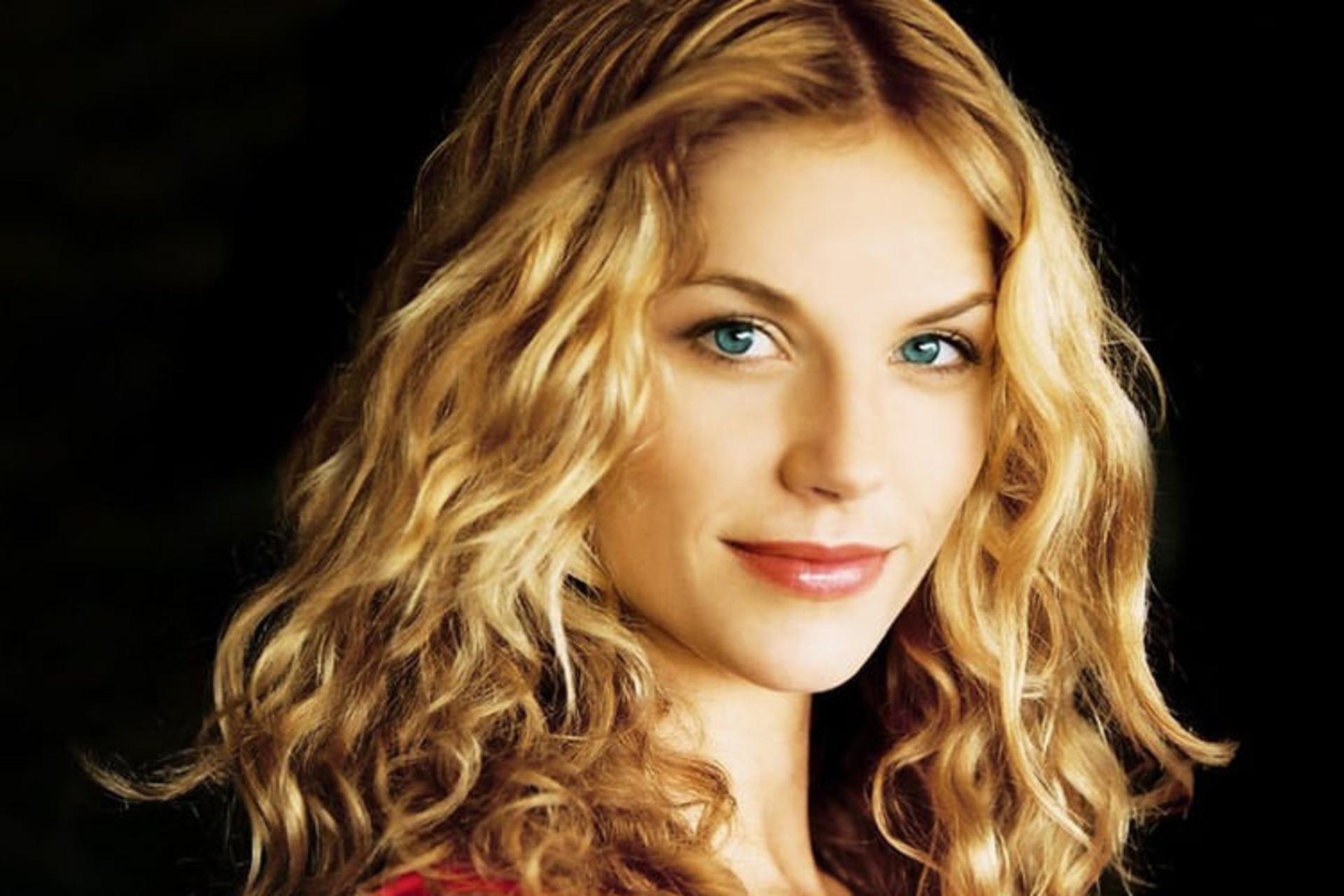 Ellen Hollman / الن هولمن