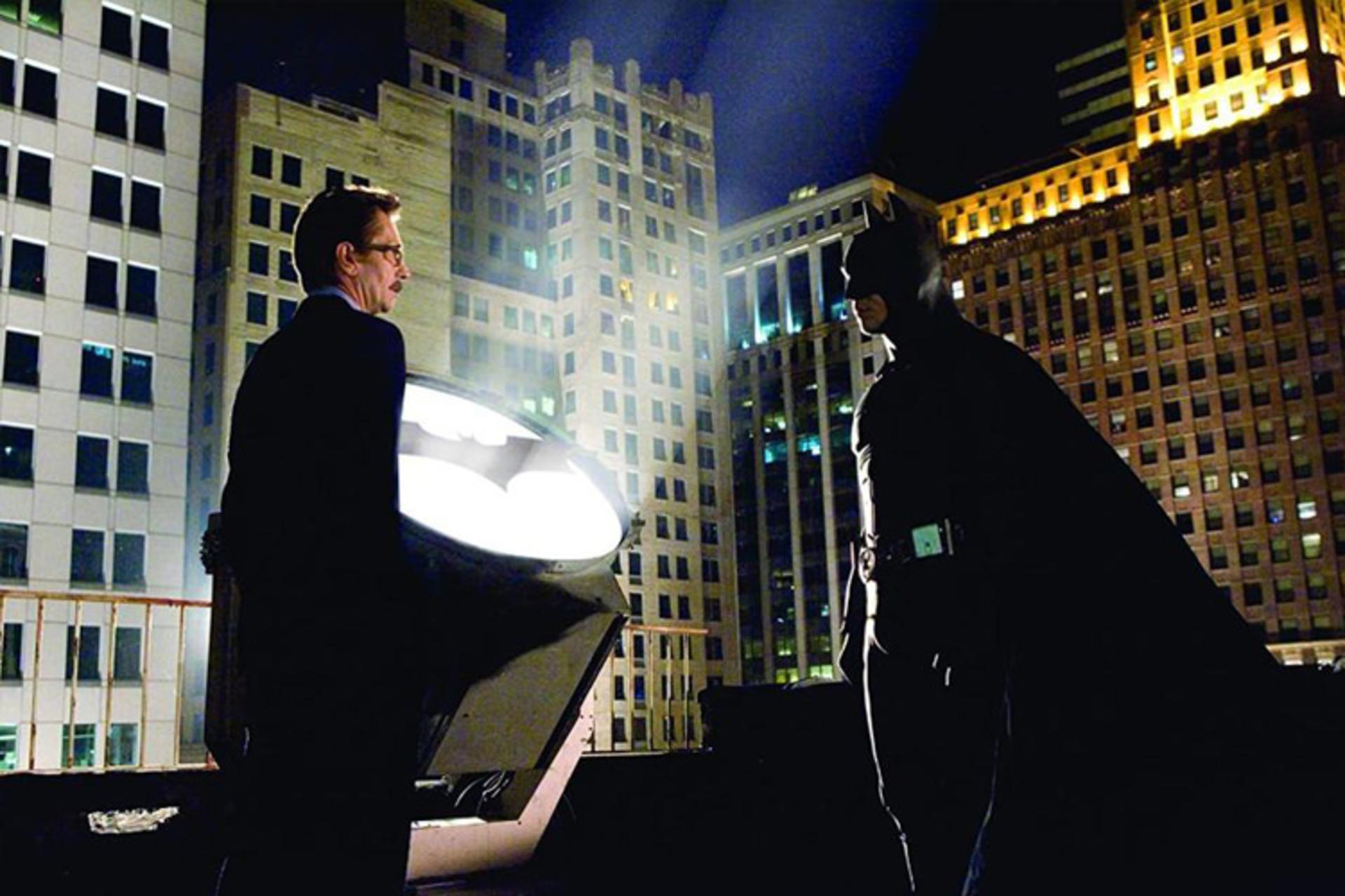 بتمن و جیم گوردون در فیلم batman begins