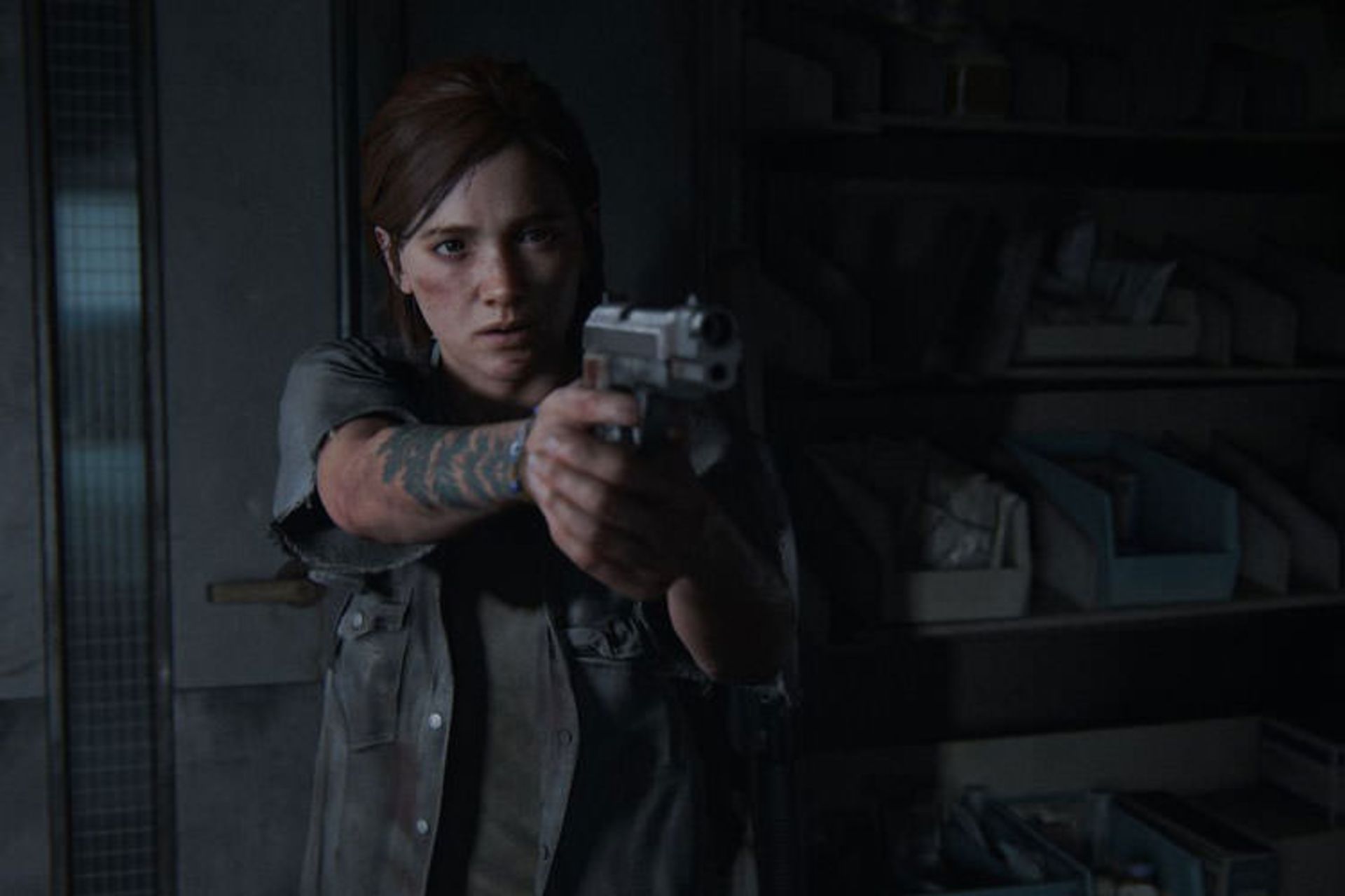 بازی The Last of Us Part II  و الی در حال نگه داشتن تفنگ